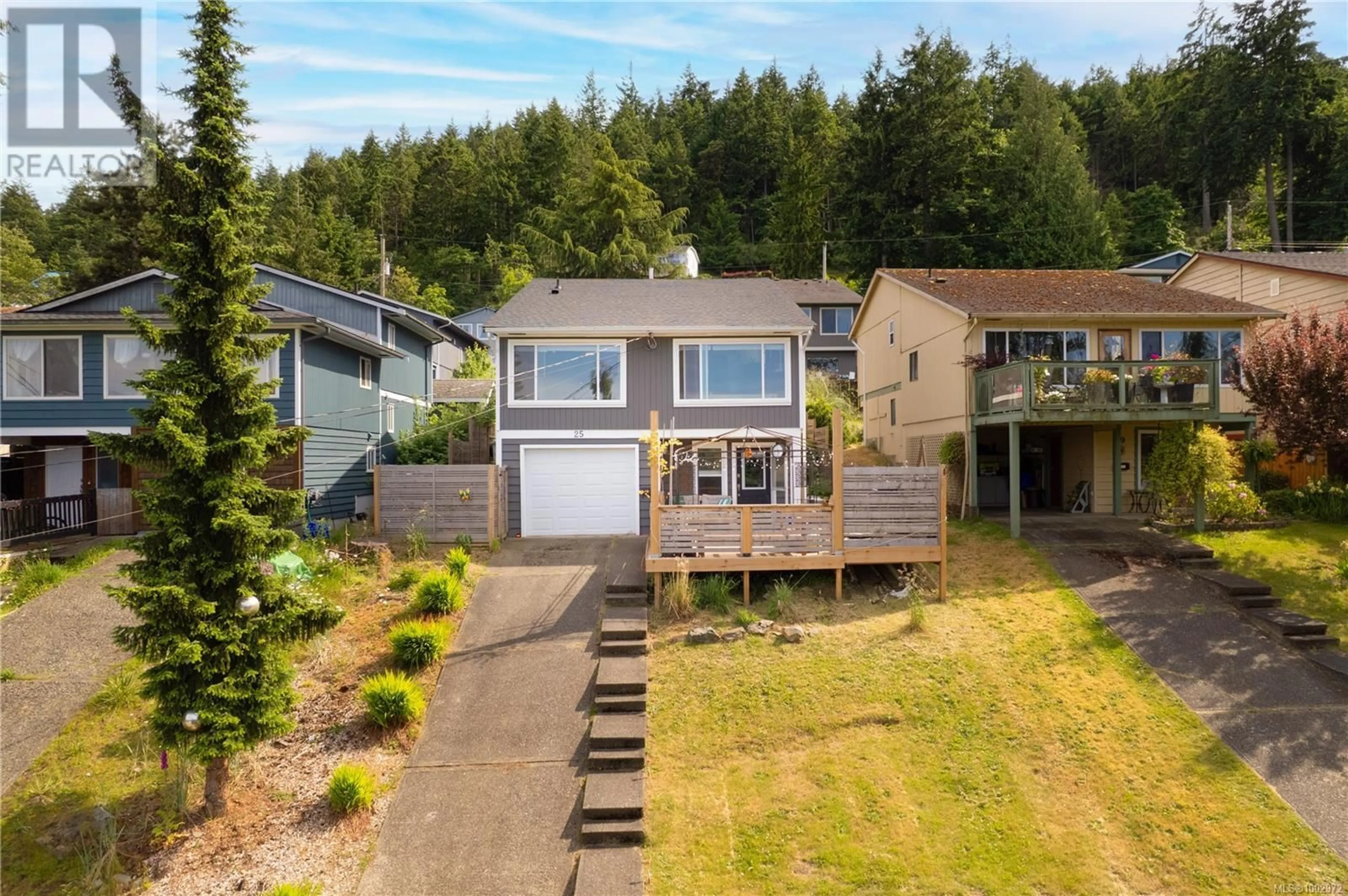 A pic from outside/outdoor area/front of a property/back of a property/a pic from drone, water/lake/river/ocean view for 25 MORGAN PLACE, Nanaimo British Columbia V9T5B8