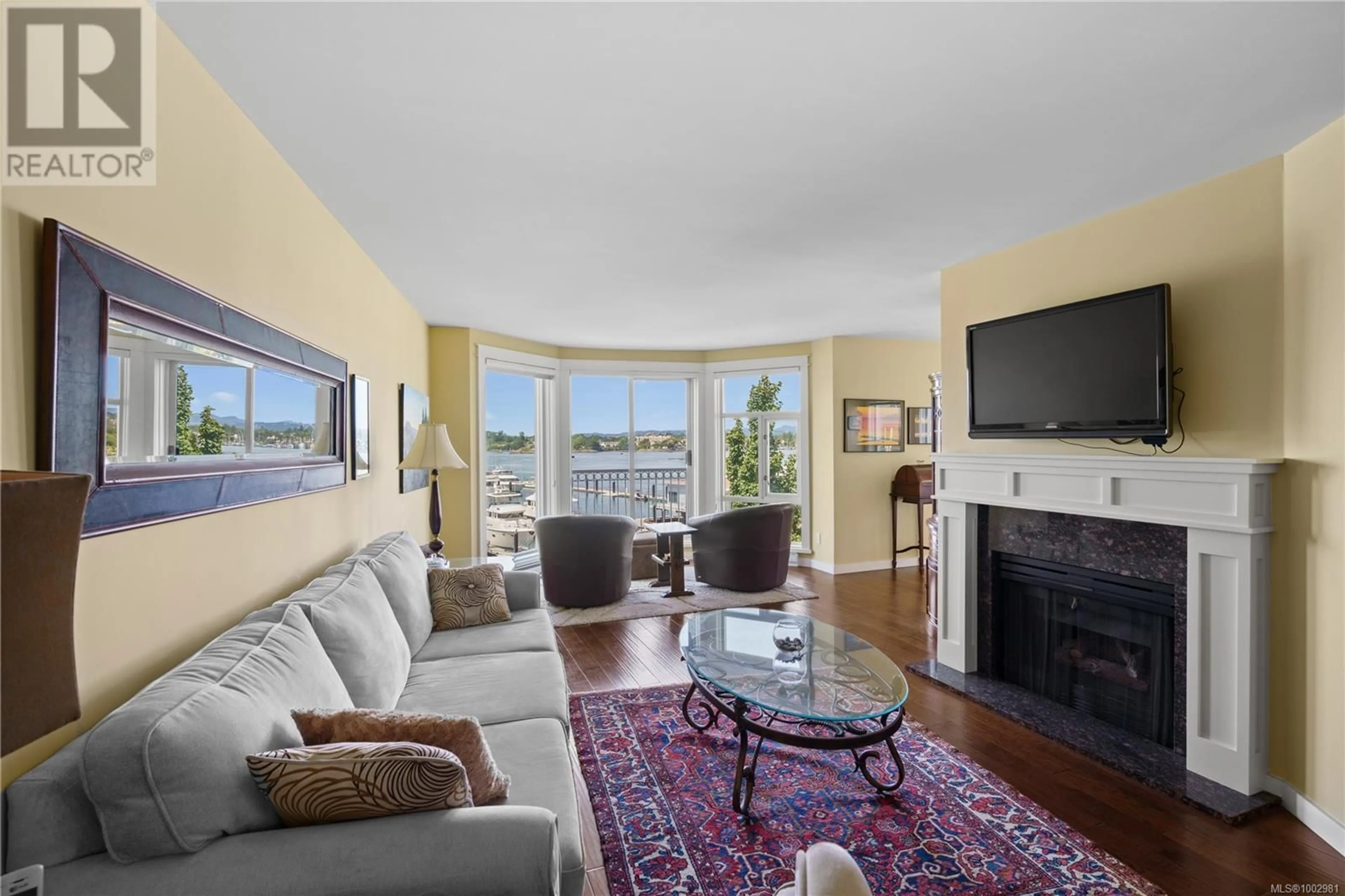 Living room with furniture, unknown for 310 - 10 PAUL KANE PLACE, Victoria British Columbia V9A7J8