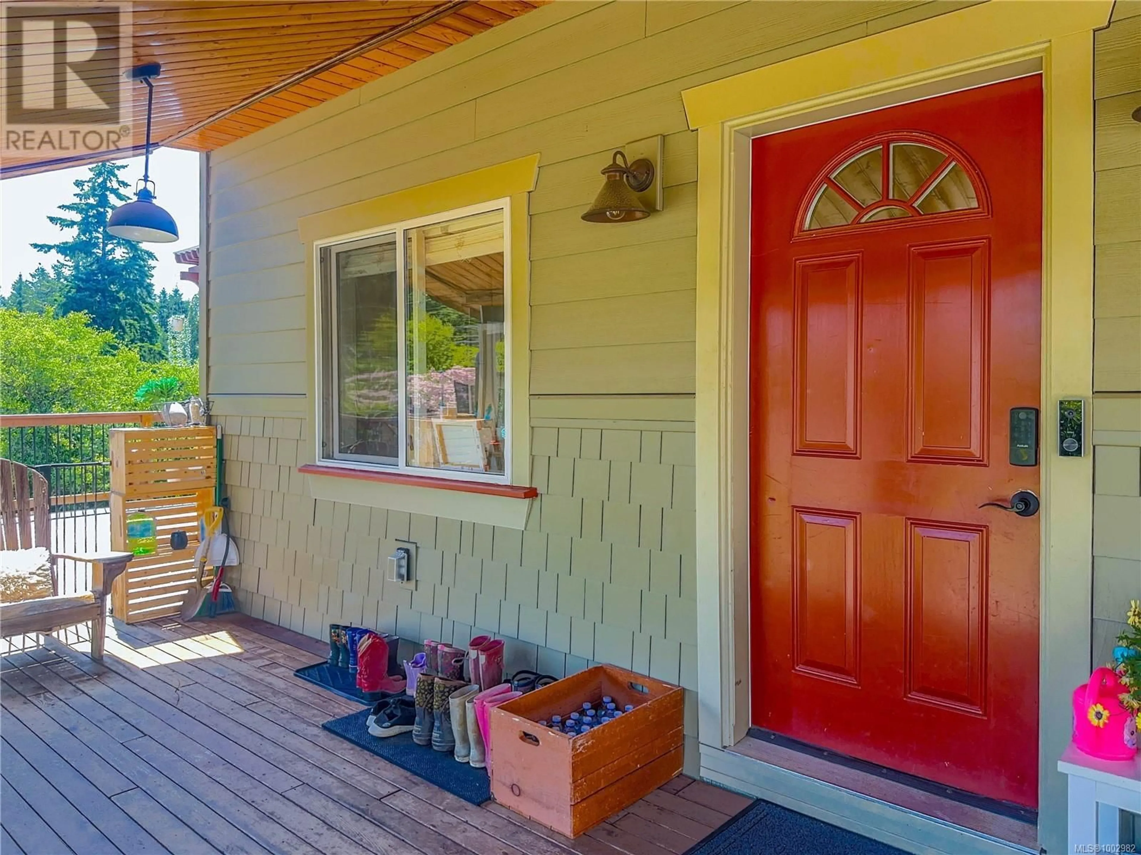 Indoor entryway for 6182 CHERRY CREEK ROAD, Port Alberni British Columbia V9Y8S6