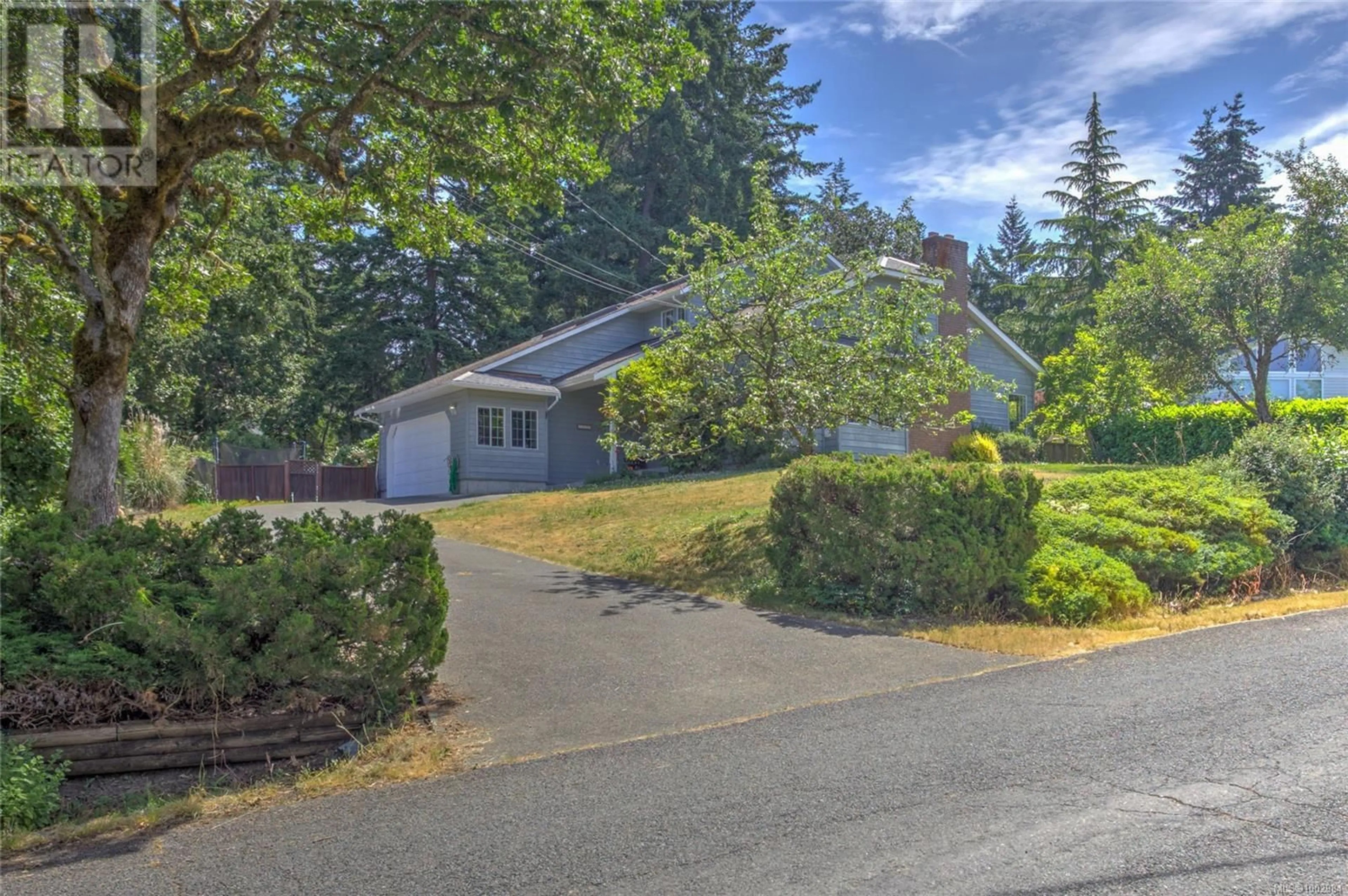A pic from outside/outdoor area/front of a property/back of a property/a pic from drone, street for 6431 ABBEY ROAD, Duncan British Columbia V9L5S1