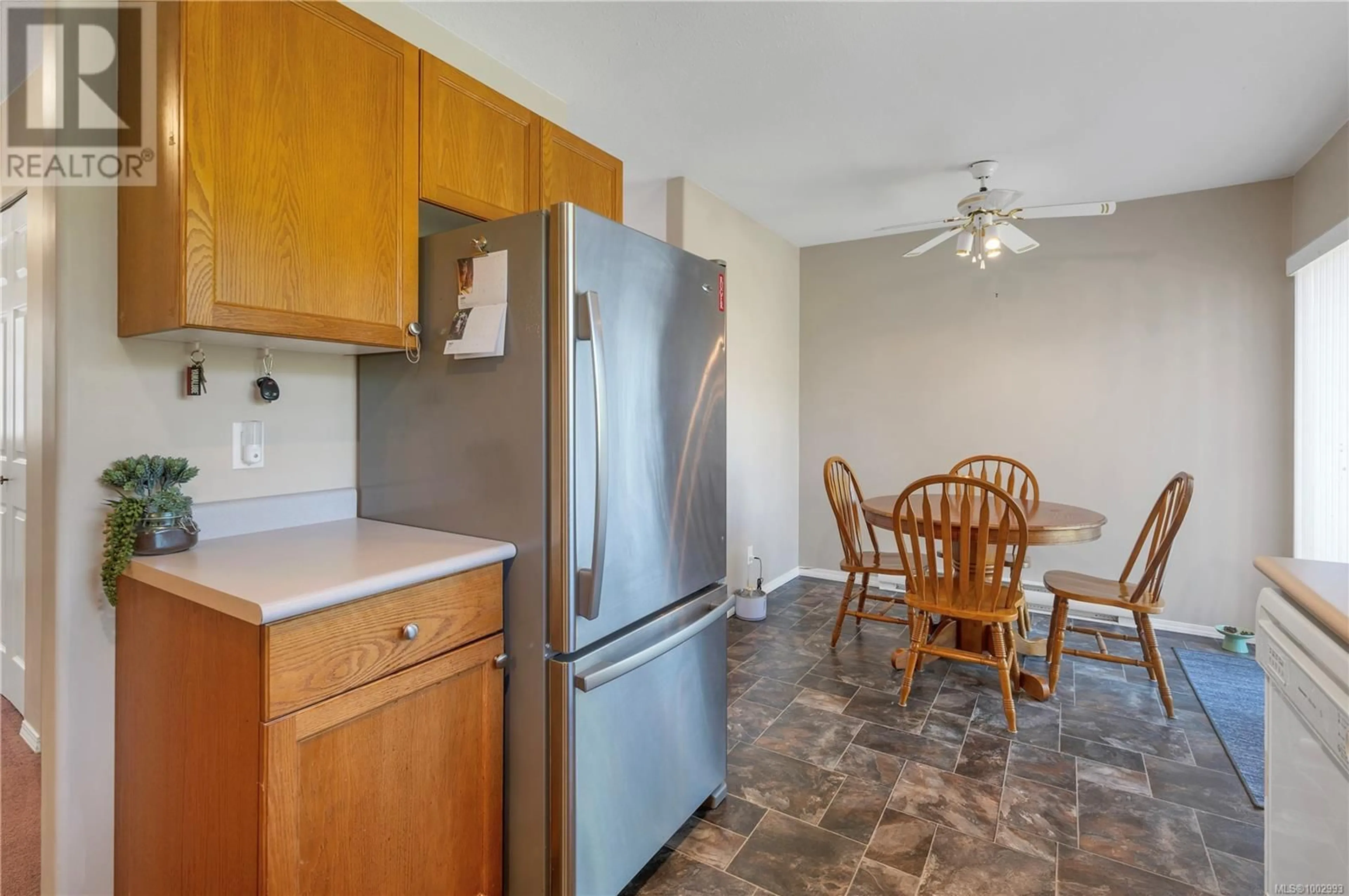 Standard kitchen, unknown for 1074 SPRINGBOK ROAD, Campbell River British Columbia V9W7K7