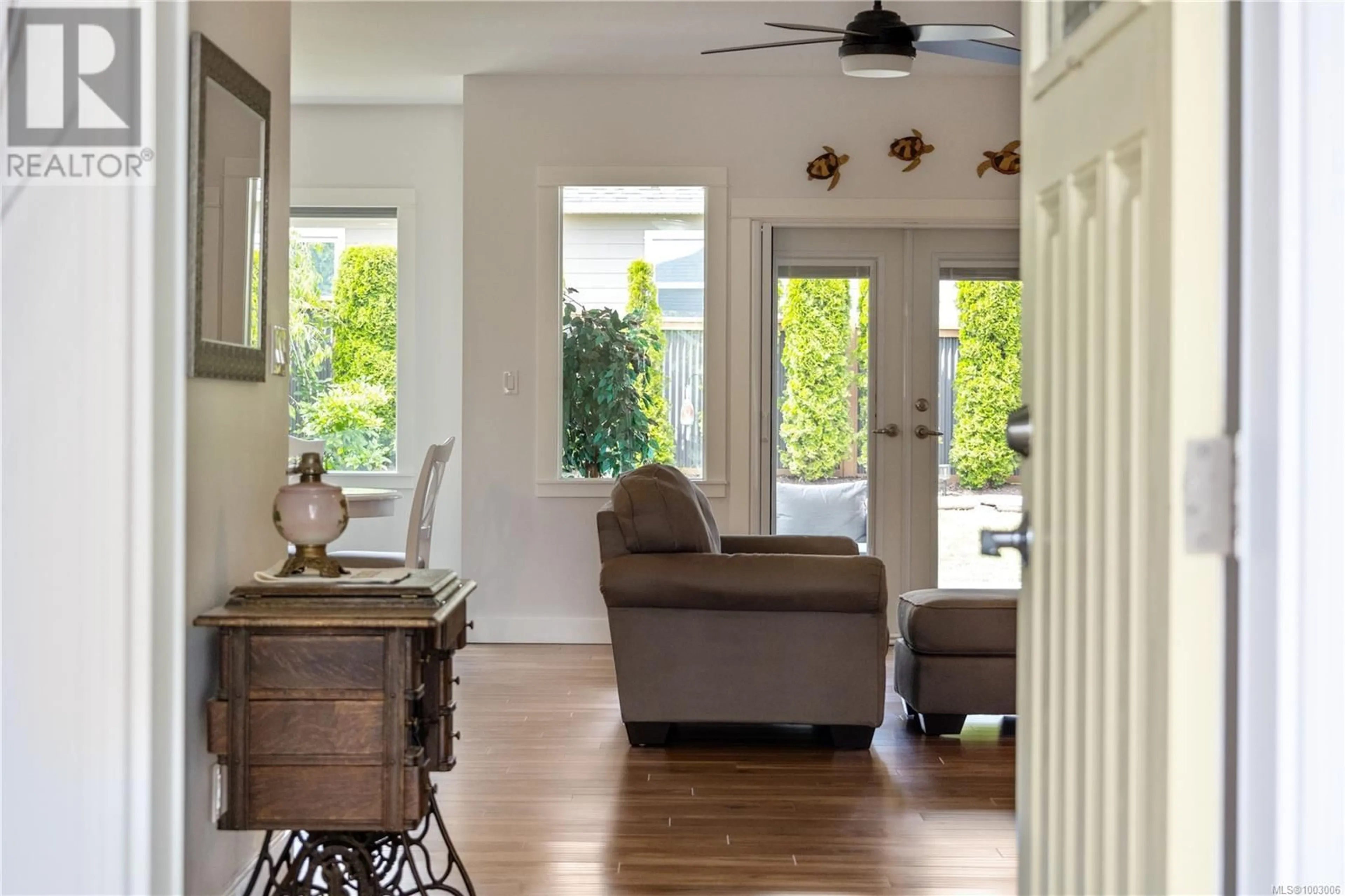 Indoor entryway for 3651 VERMONT PLACE, Campbell River British Columbia V9H1V3