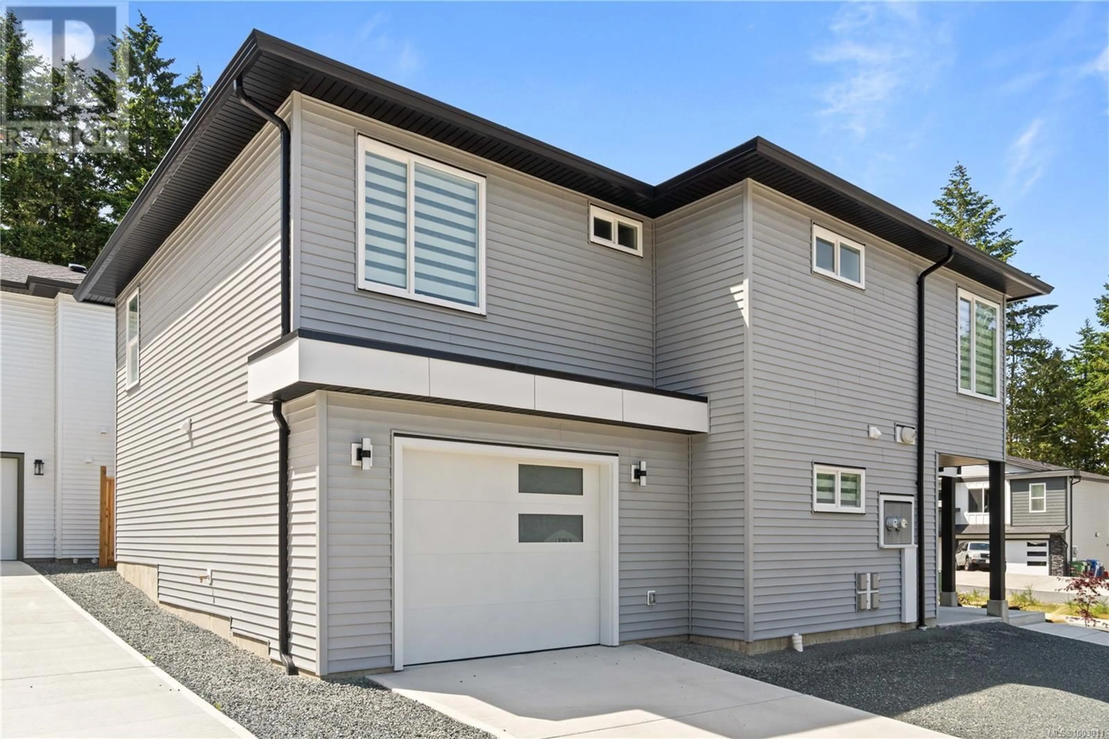 Home with vinyl exterior material, street for 397 AVAANI WAY, Nanaimo British Columbia V9R0L9