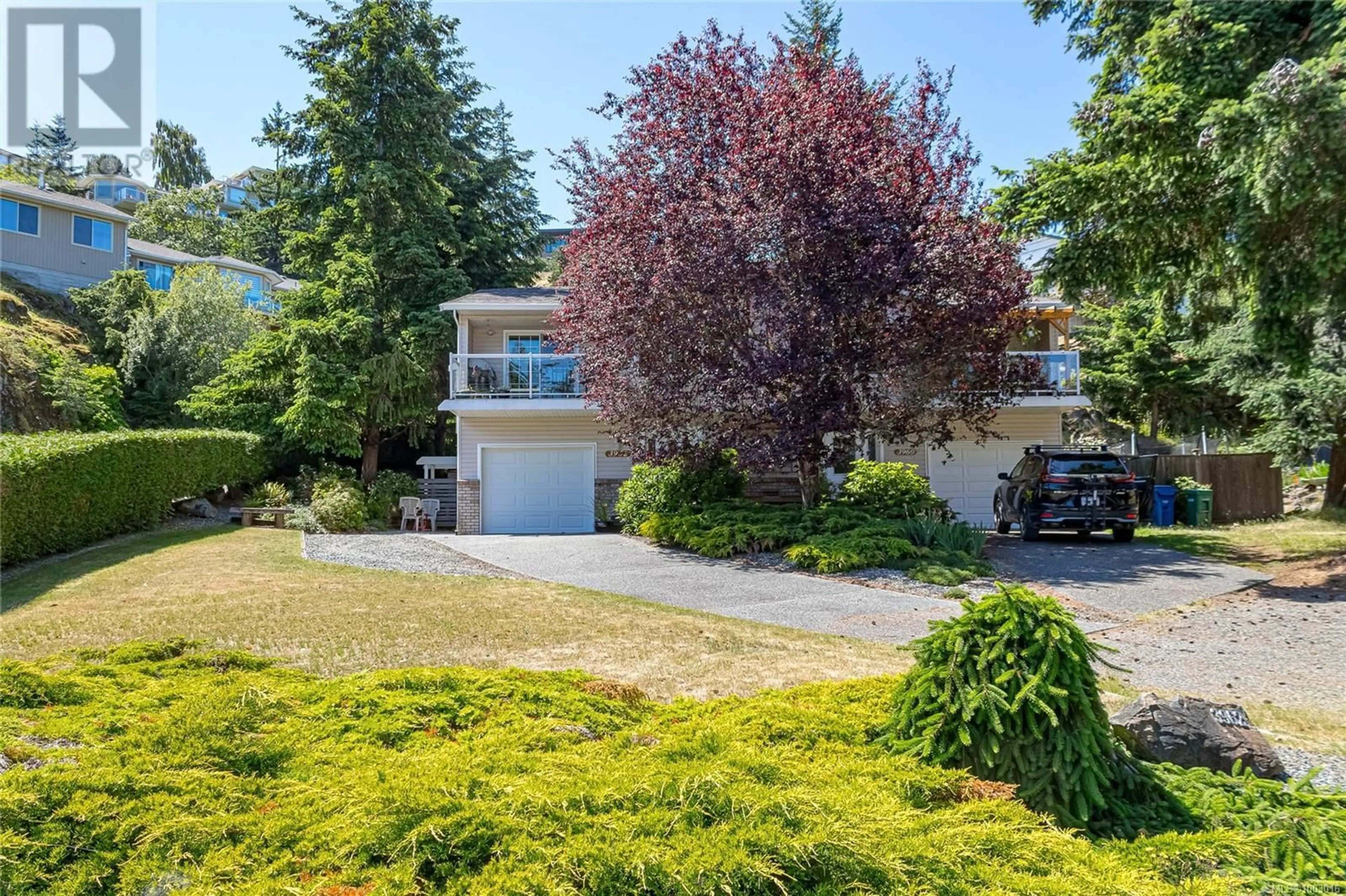 A pic from outside/outdoor area/front of a property/back of a property/a pic from drone, street for 3962 ROCK CITY ROAD, Nanaimo British Columbia V9T4Y8
