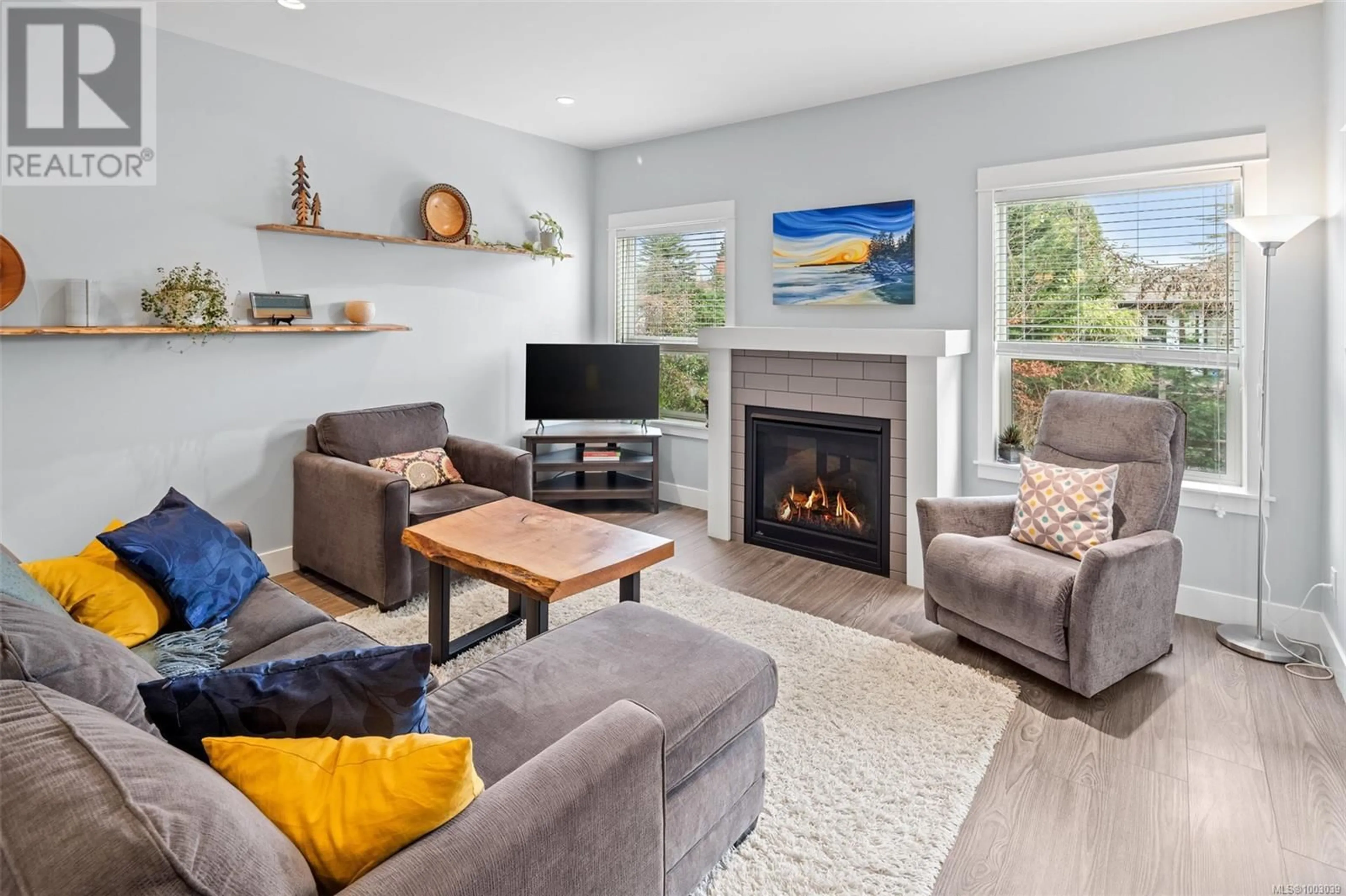Living room with furniture, unknown for 4 - 2923 SHELBOURNE STREET, Victoria British Columbia V8R4M7