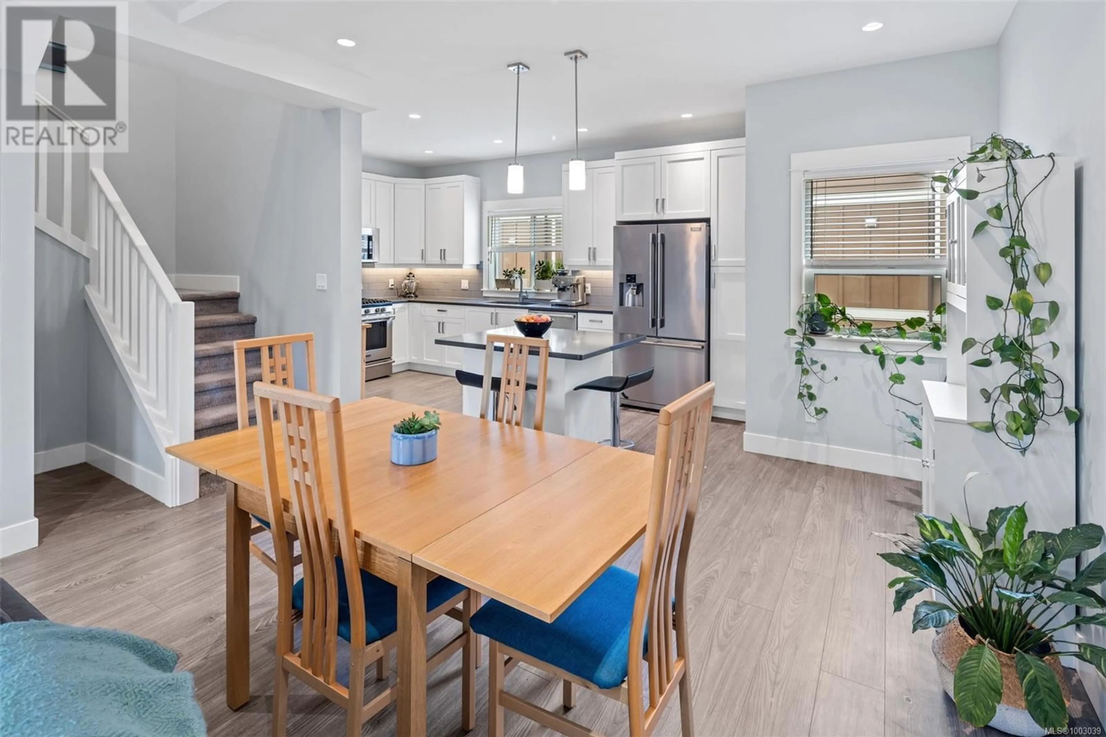 Open concept kitchen, unknown for 4 - 2923 SHELBOURNE STREET, Victoria British Columbia V8R4M7