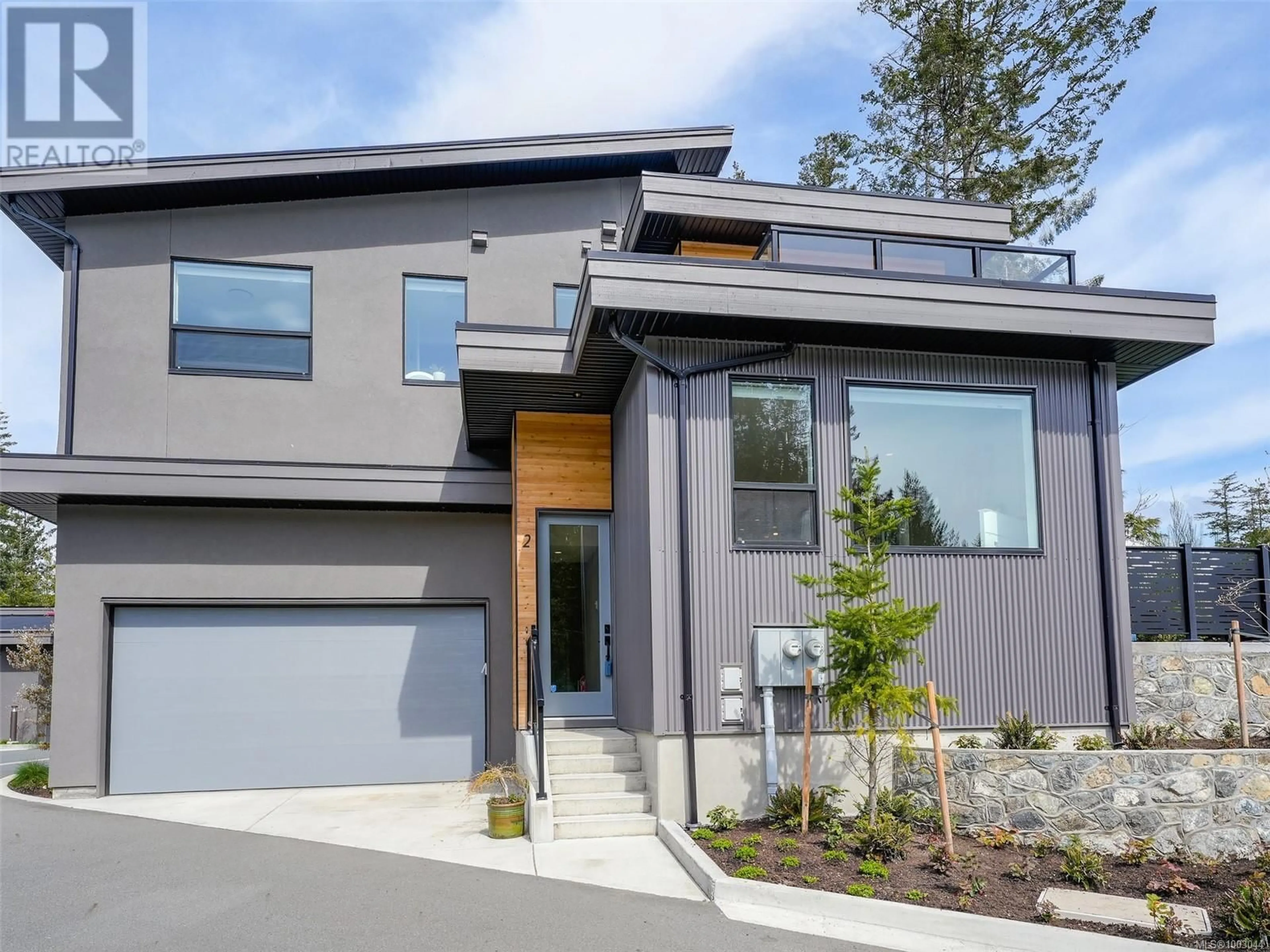 Home with vinyl exterior material, street for 2 - 3921 OLYMPIAN WAY, Colwood British Columbia V9C0T1