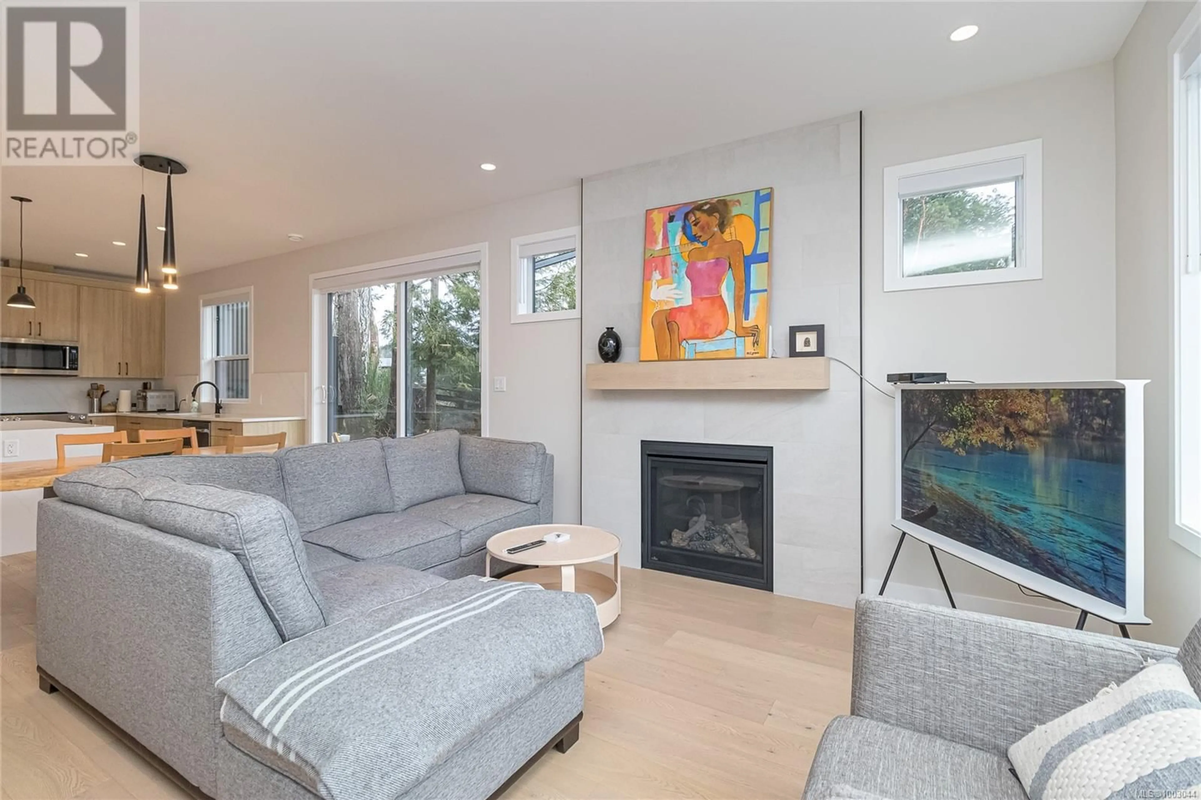 Living room with furniture, unknown for 2 - 3921 OLYMPIAN WAY, Colwood British Columbia V9C0T1