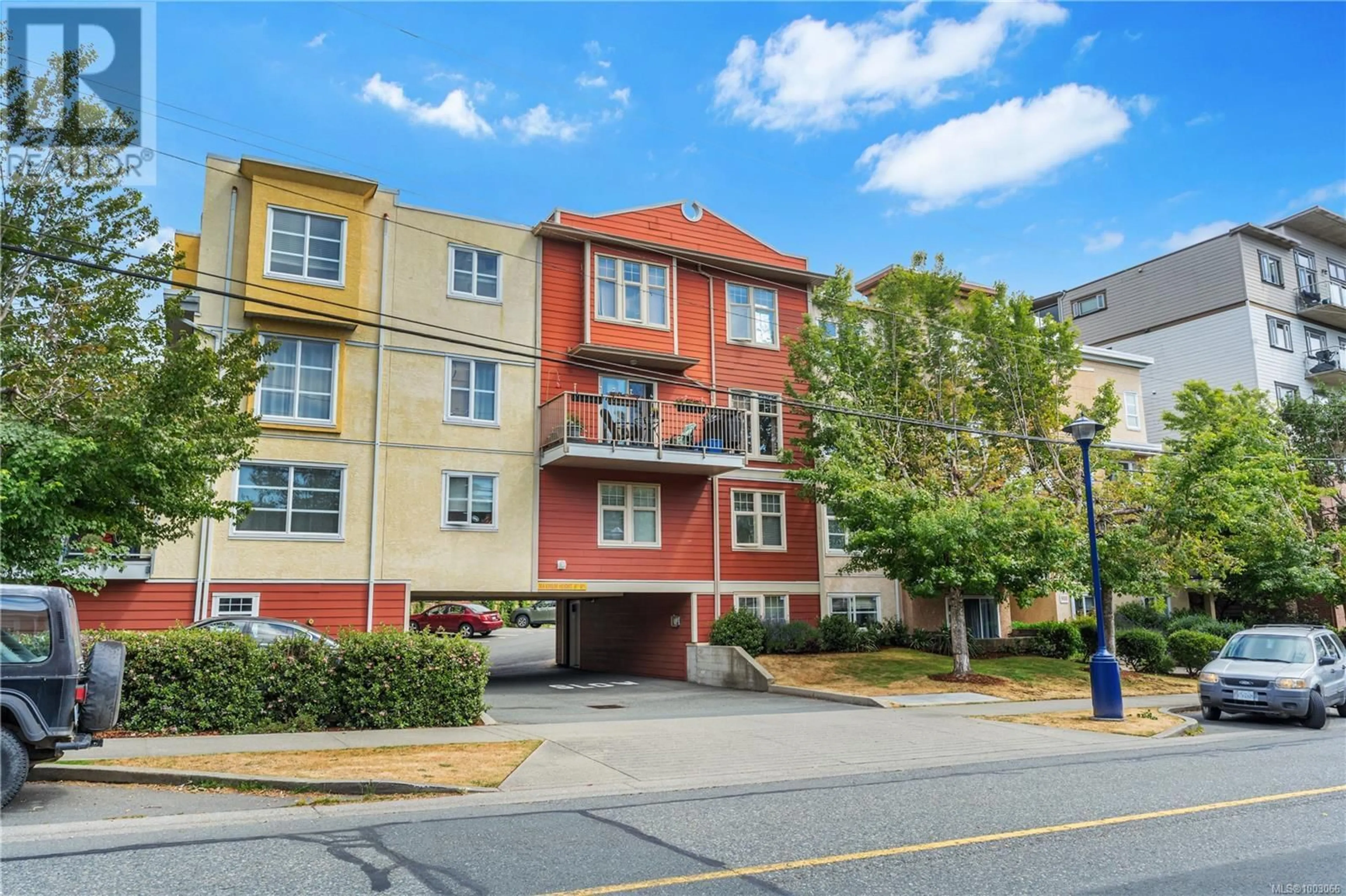 Patio, street for 201 - 908 BROCK AVENUE, Langford British Columbia V9B2X5
