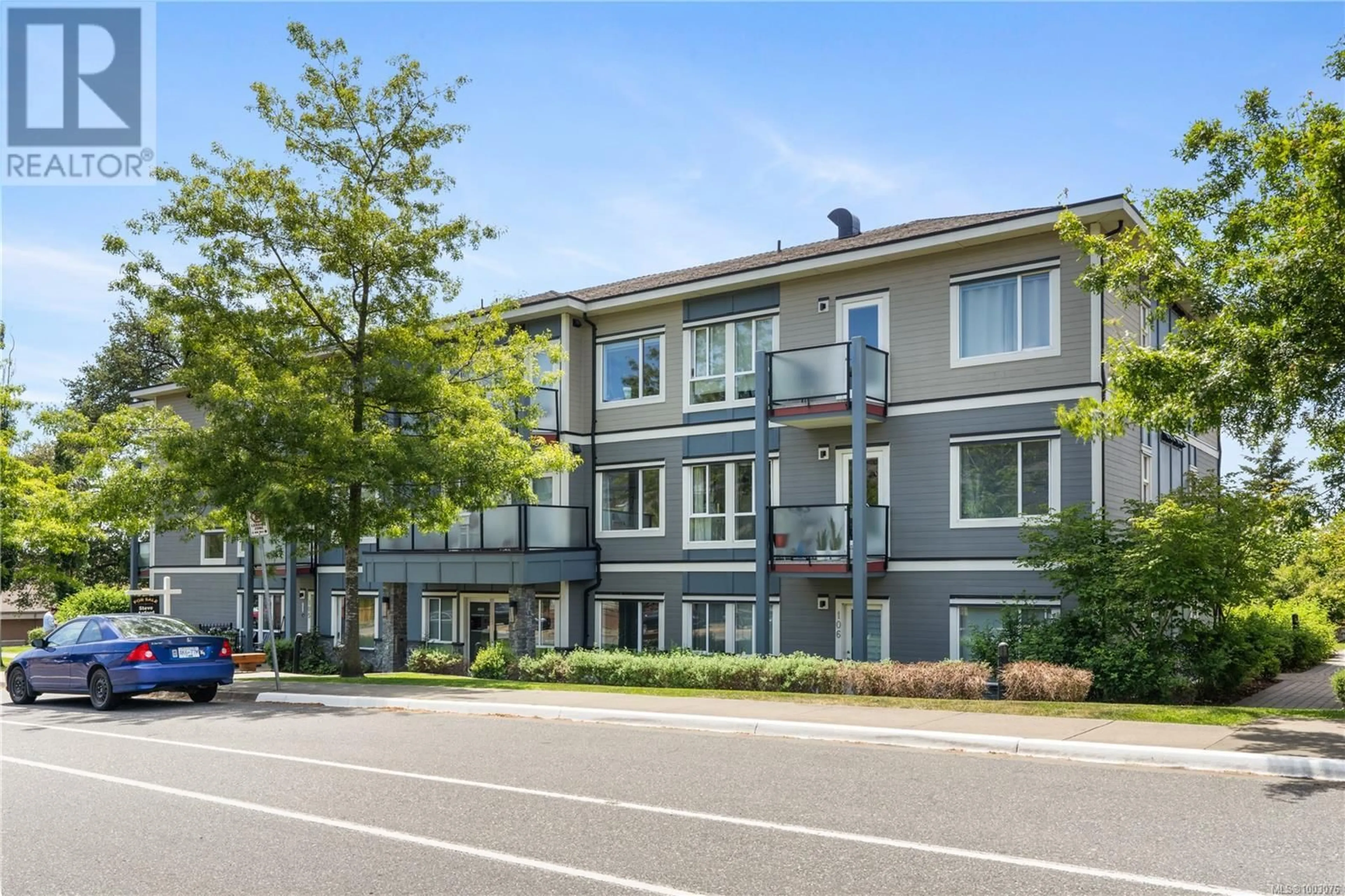 Patio, unknown for 104 - 4050 DOUGLAS STREET, Saanich British Columbia V8X0A5