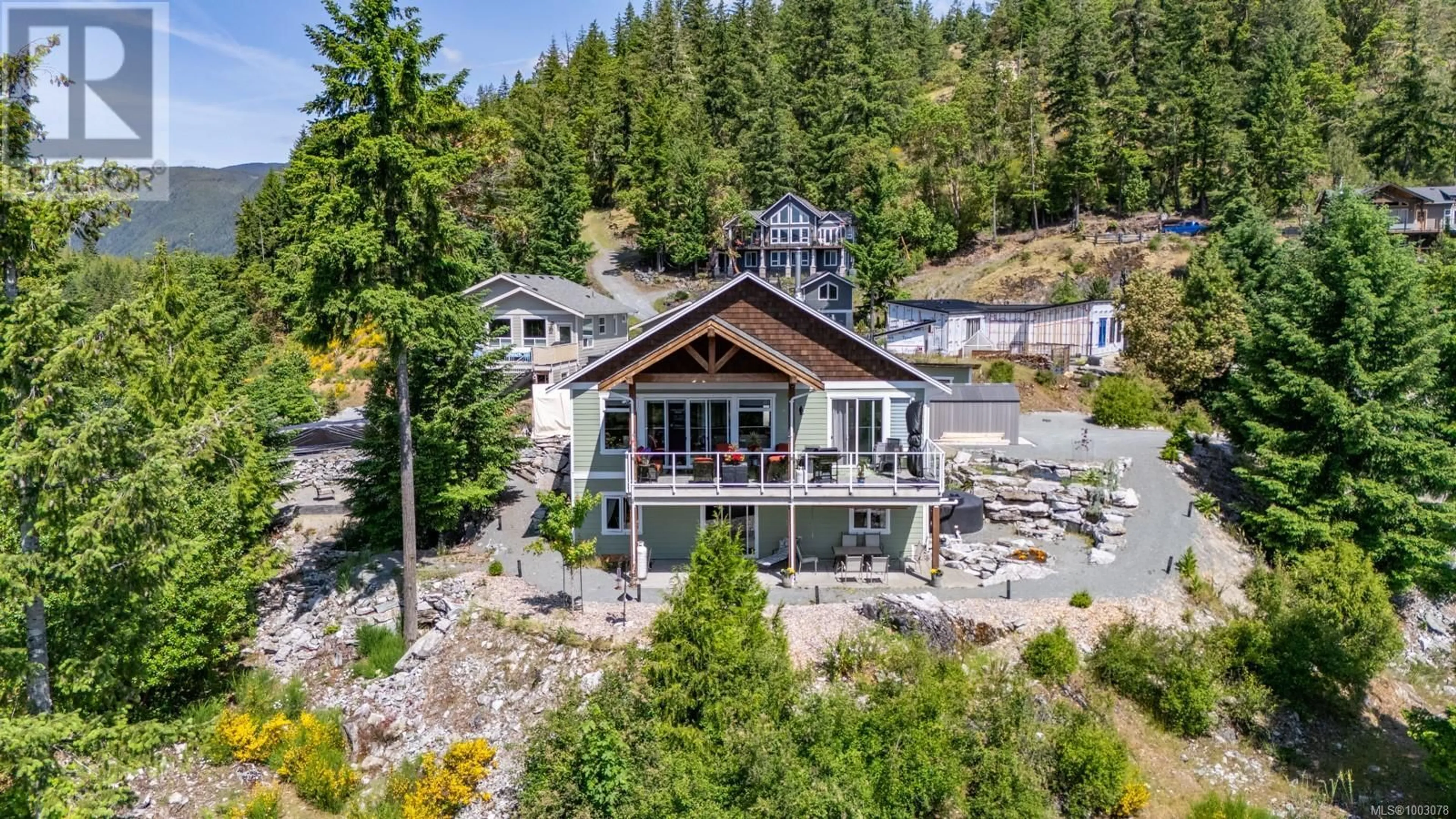 A pic from outside/outdoor area/front of a property/back of a property/a pic from drone, unknown for 7454 TEAL COURT, Lake Cowichan British Columbia V0R2G1