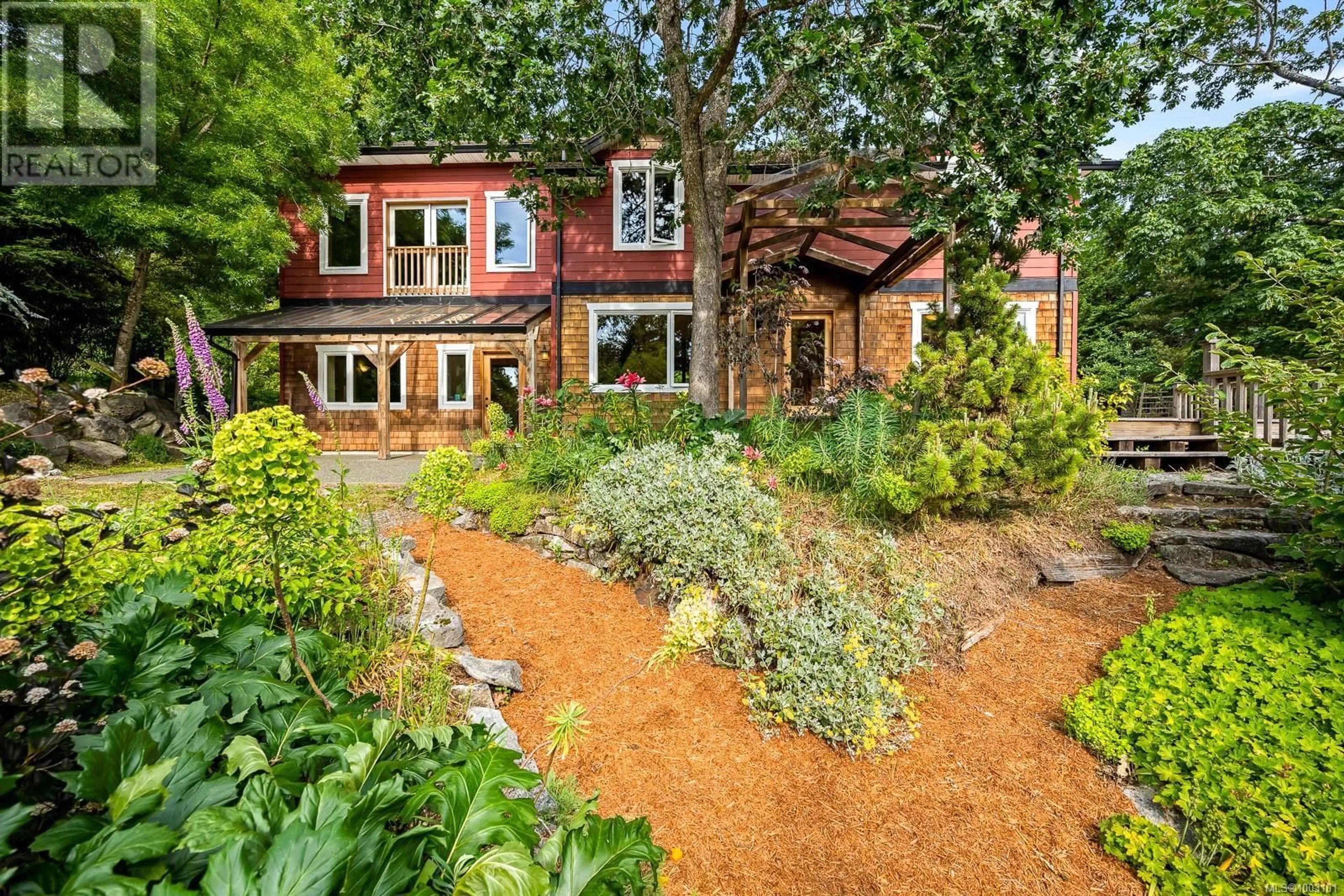 Home with brick exterior material, street for 332 KING ROAD, Comox British Columbia V9M3L8