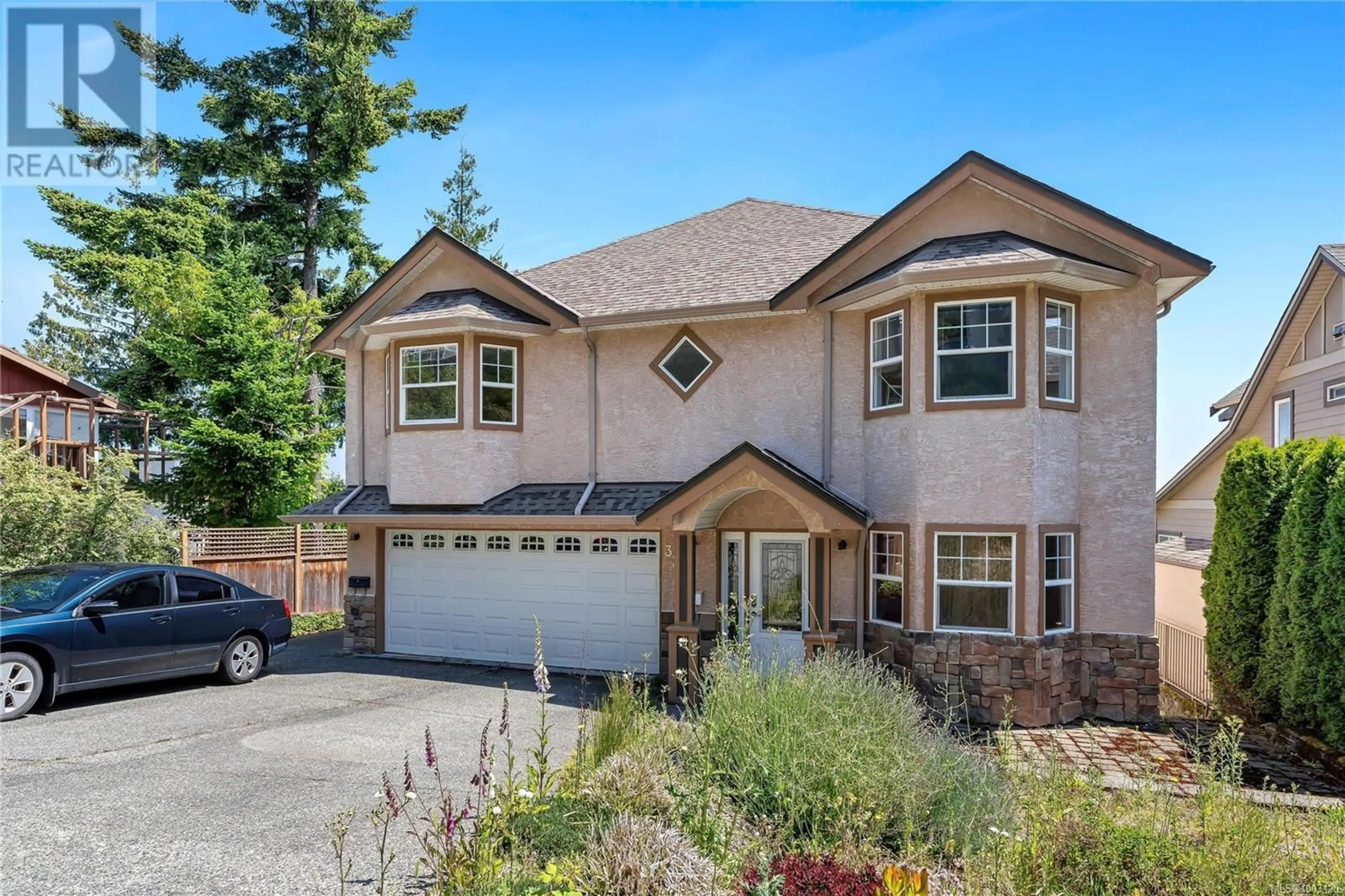 Home with vinyl exterior material, street for 3352 RAVENWOOD ROAD, Colwood British Columbia V9C2X4