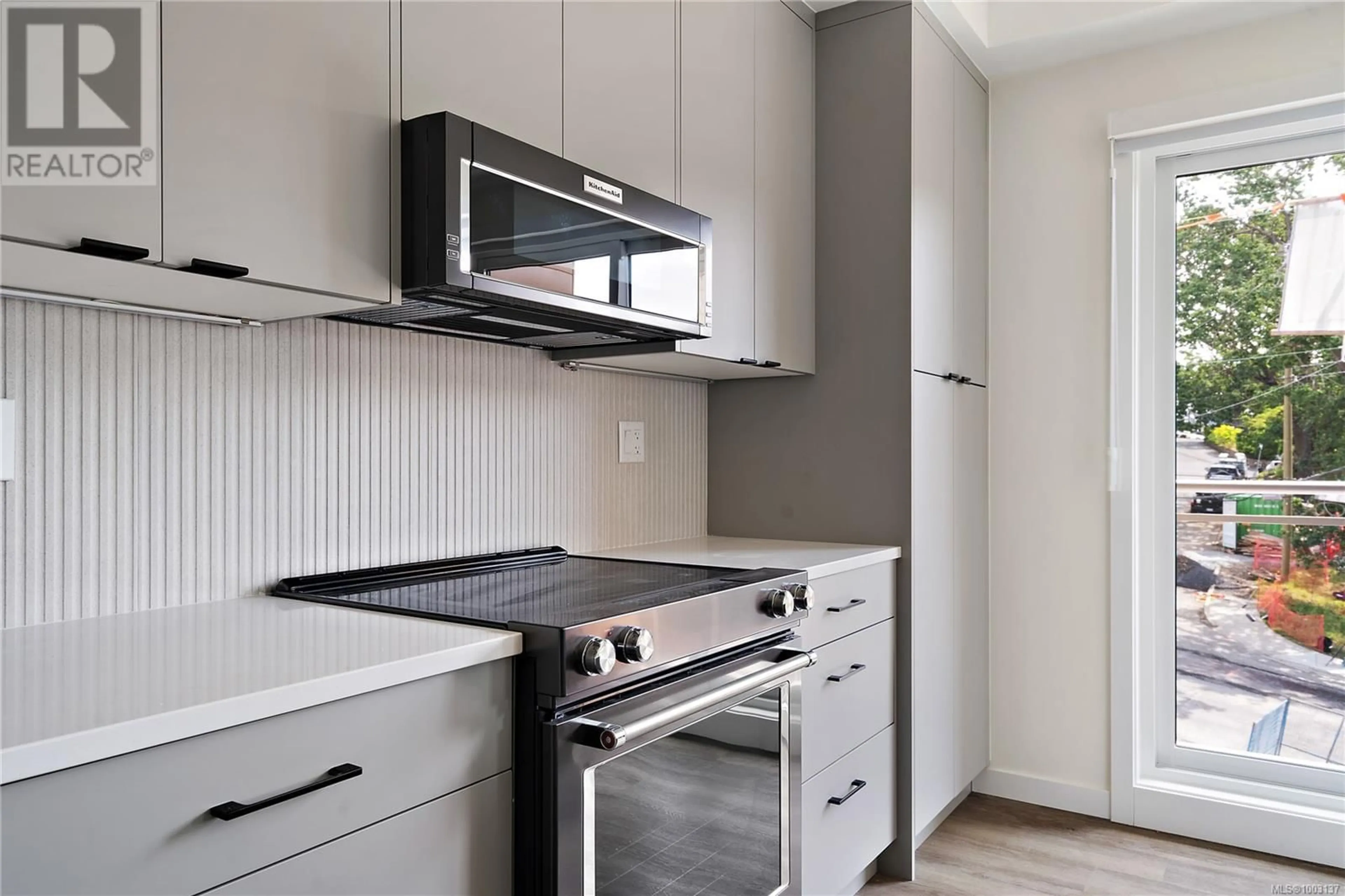 Standard kitchen, unknown for B507 - 1102 ESQUIMALT ROAD, Esquimalt British Columbia V9A6A1