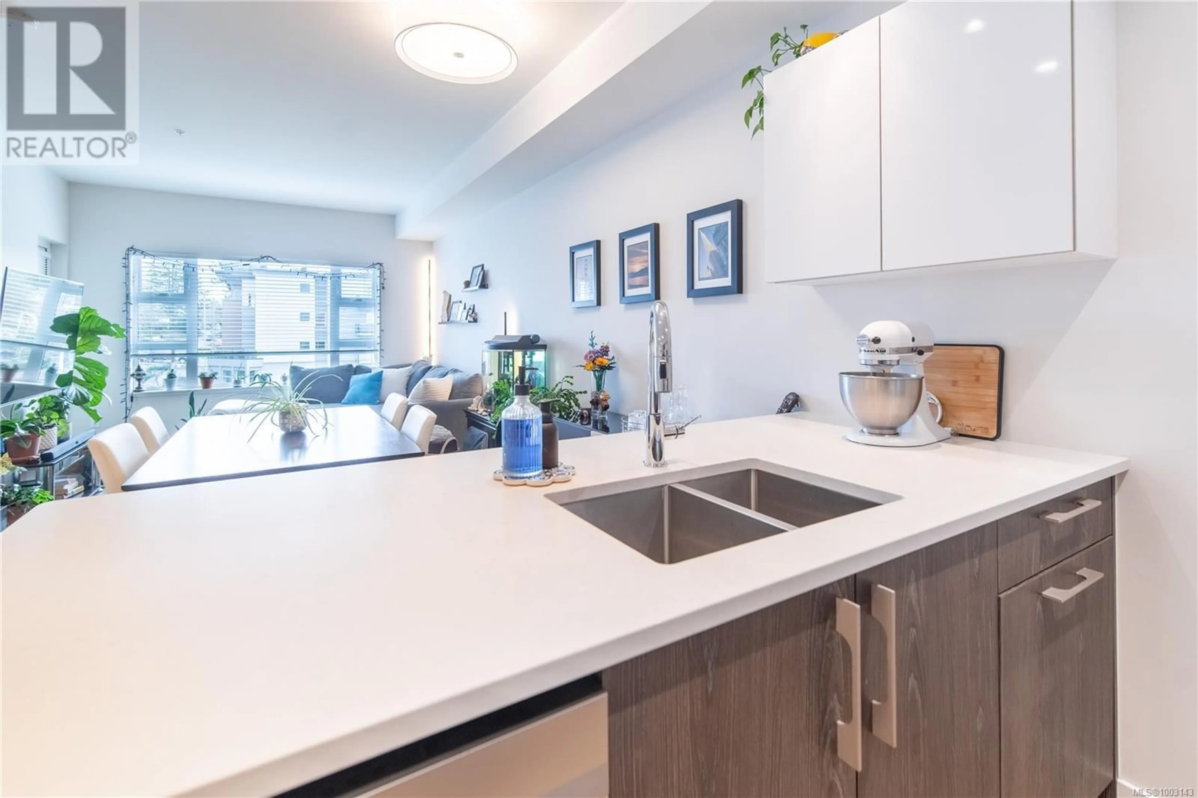 Open concept kitchen, unknown for 404 - 3333 GLASGOW AVENUE, Saanich British Columbia V8X1M5
