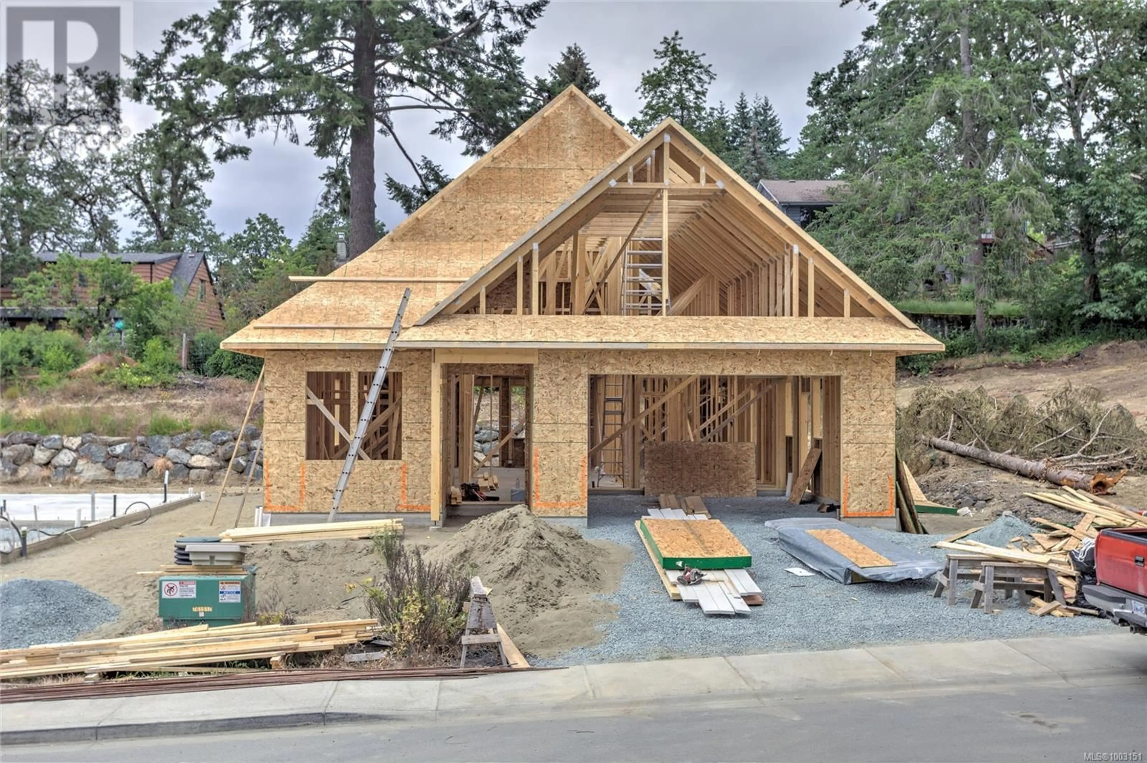 Unknown for 2033 OAKHILL PLACE, Duncan British Columbia V9L0J2