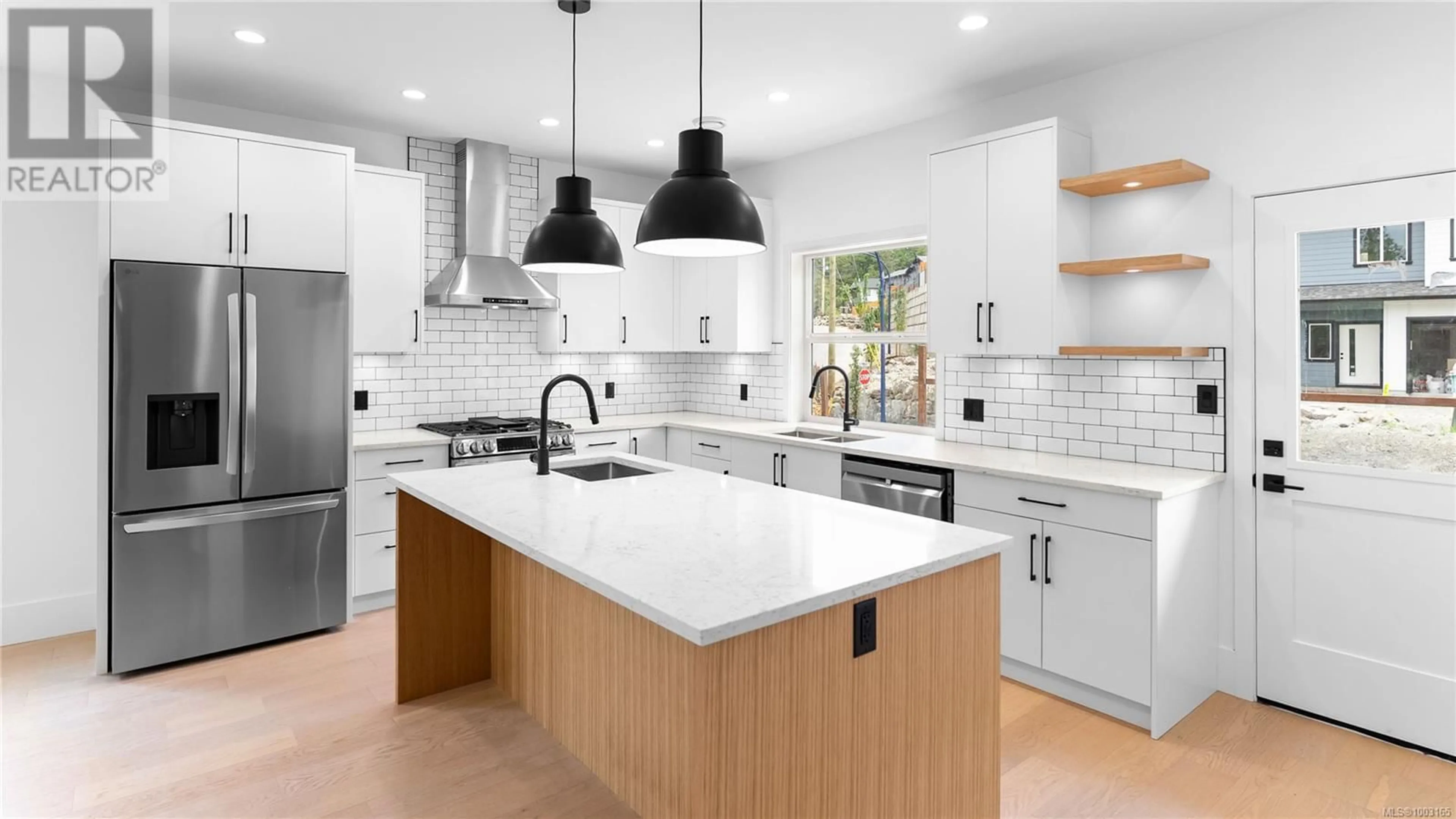 Contemporary kitchen, ceramic/tile floor for 641 FREDERIC ROAD, Langford British Columbia V9C3X3