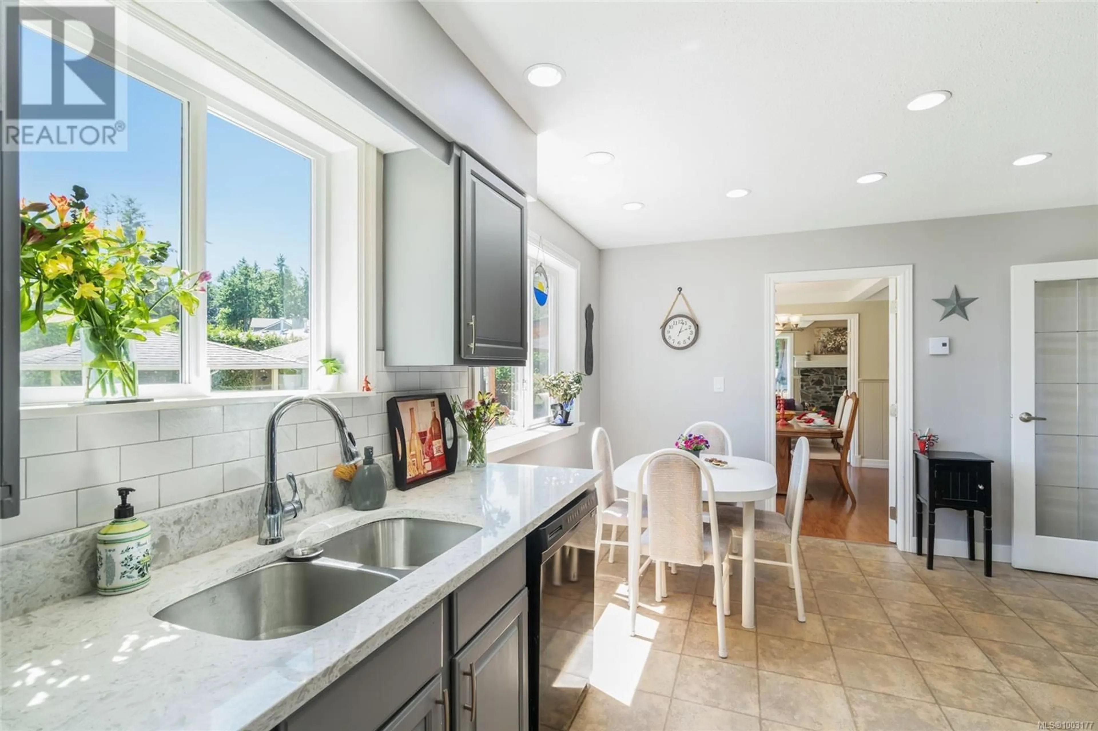Open concept kitchen, ceramic/tile floor for 1800 CRAIG DRIVE, Nanoose Bay British Columbia V0R2R0