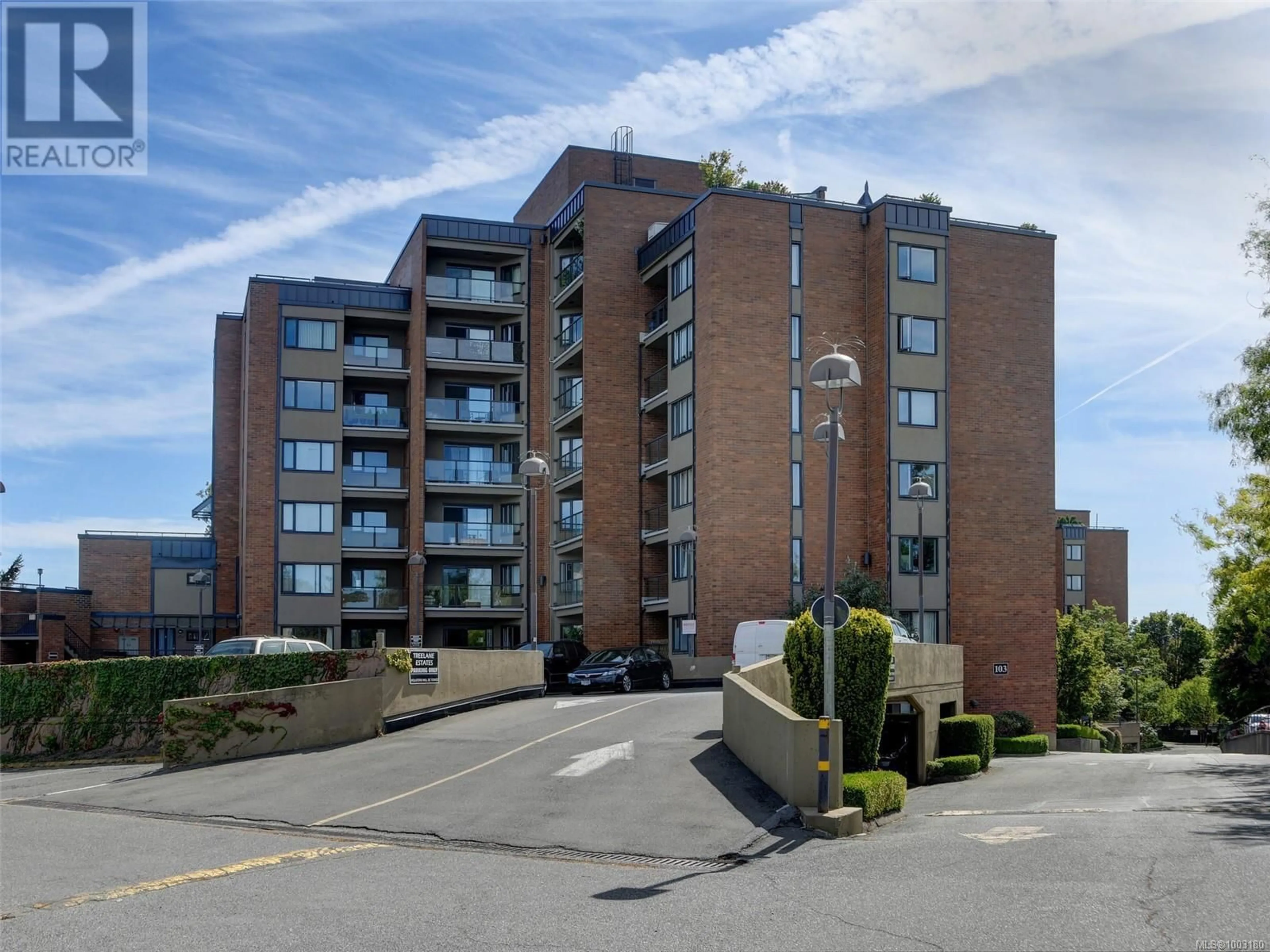 A pic from outside/outdoor area/front of a property/back of a property/a pic from drone, building for 108 - 103 GORGE ROAD EAST, Victoria British Columbia V9Z6Z2