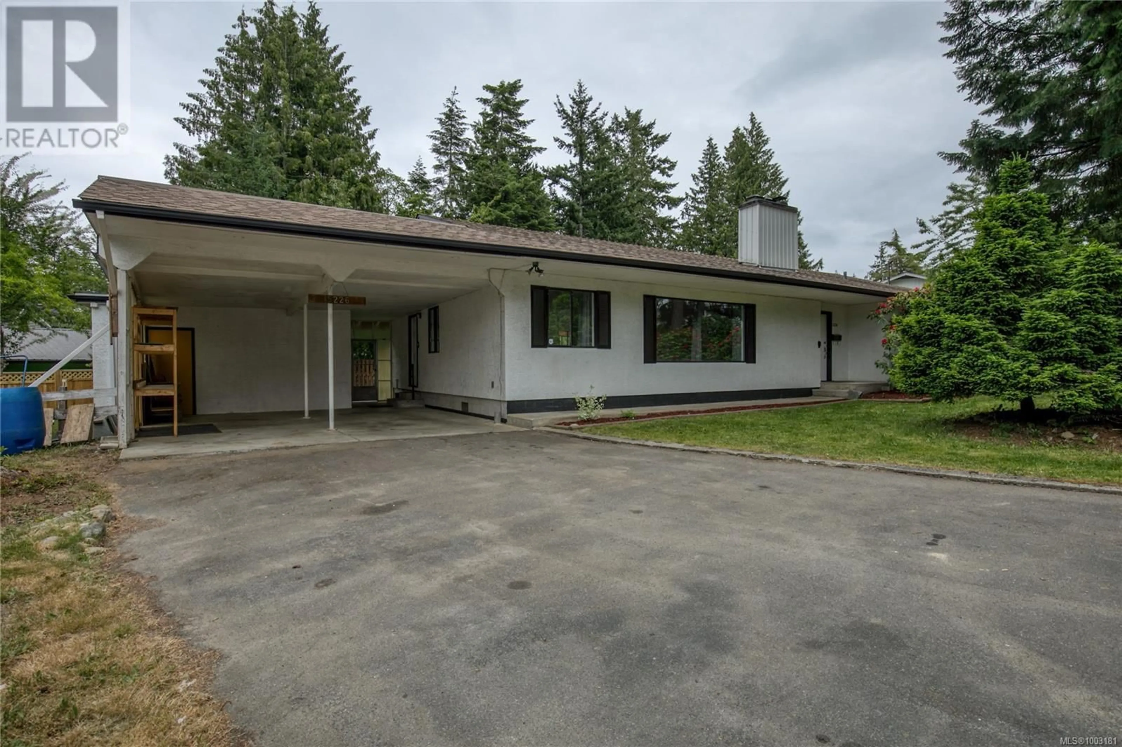A pic from outside/outdoor area/front of a property/back of a property/a pic from drone, street for 5226 BURNHAM CRESCENT, Nanaimo British Columbia V9T2H9