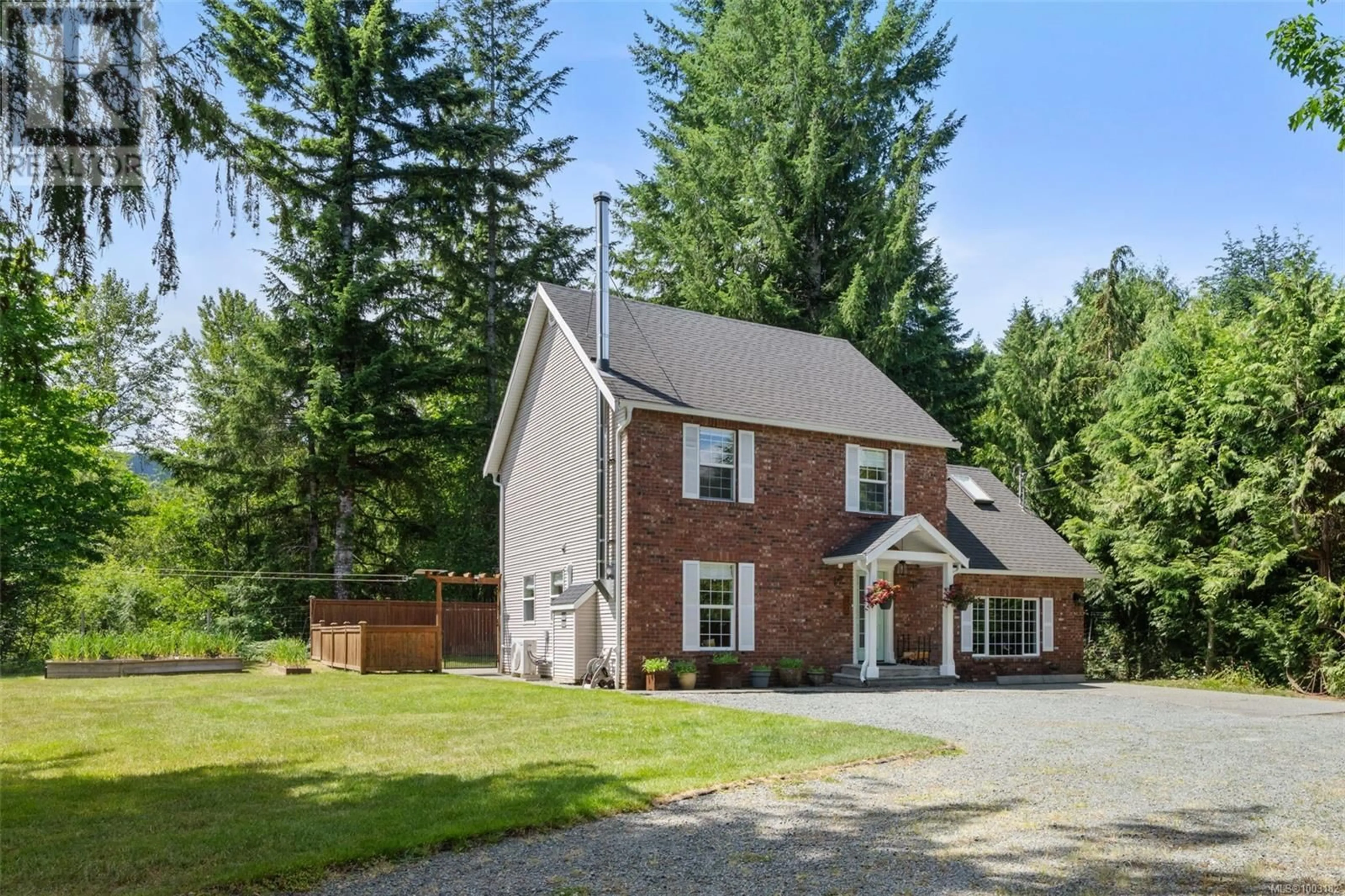 Unknown for 100 COMIAKEN AVENUE, Lake Cowichan British Columbia V0R2G0
