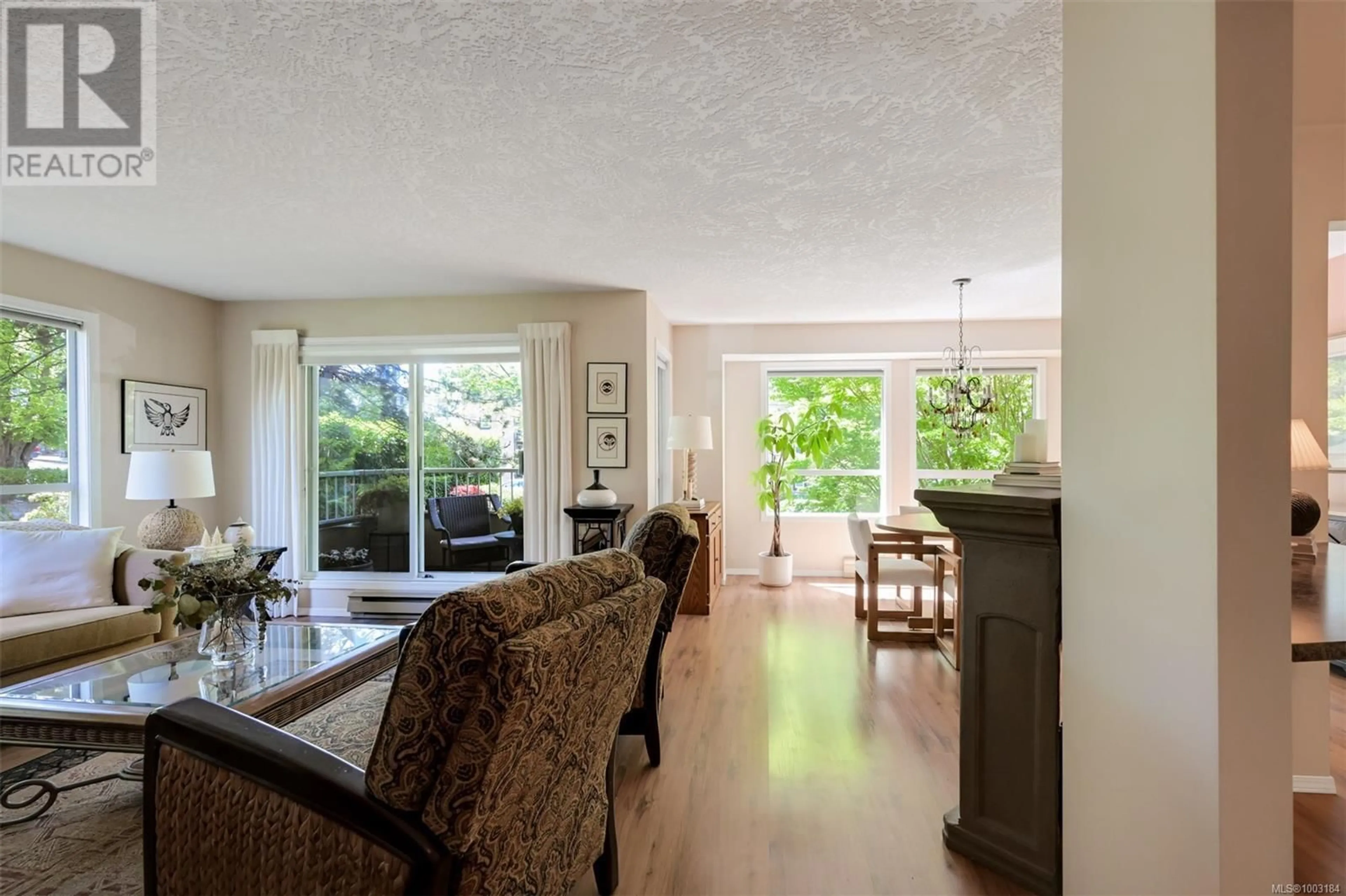Unknown for 205 - 3263 ALDER STREET, Saanich British Columbia V8X1P3