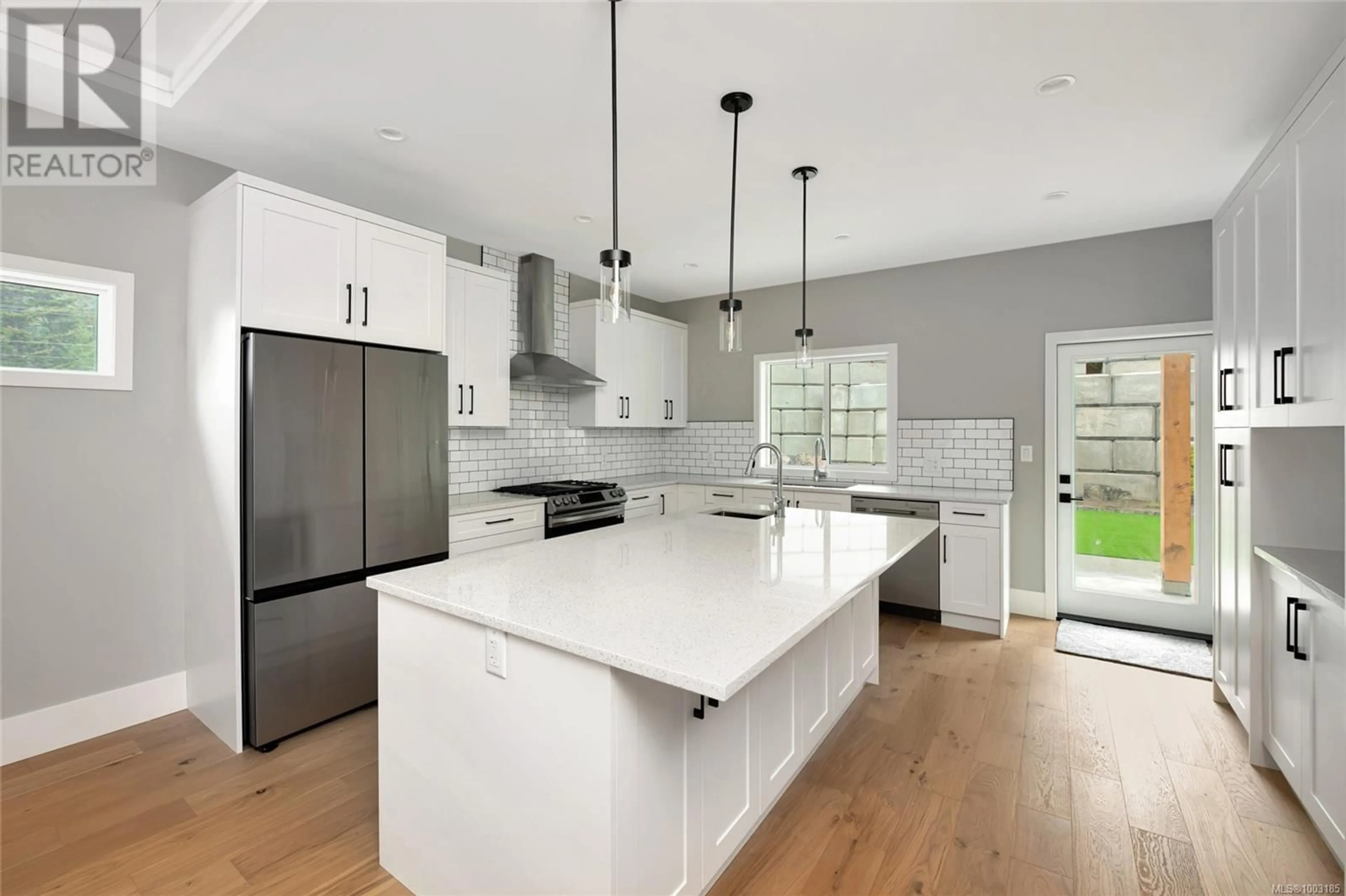 Open concept kitchen, unknown for 862 TOMACK LOOP, Langford British Columbia V9C3X3