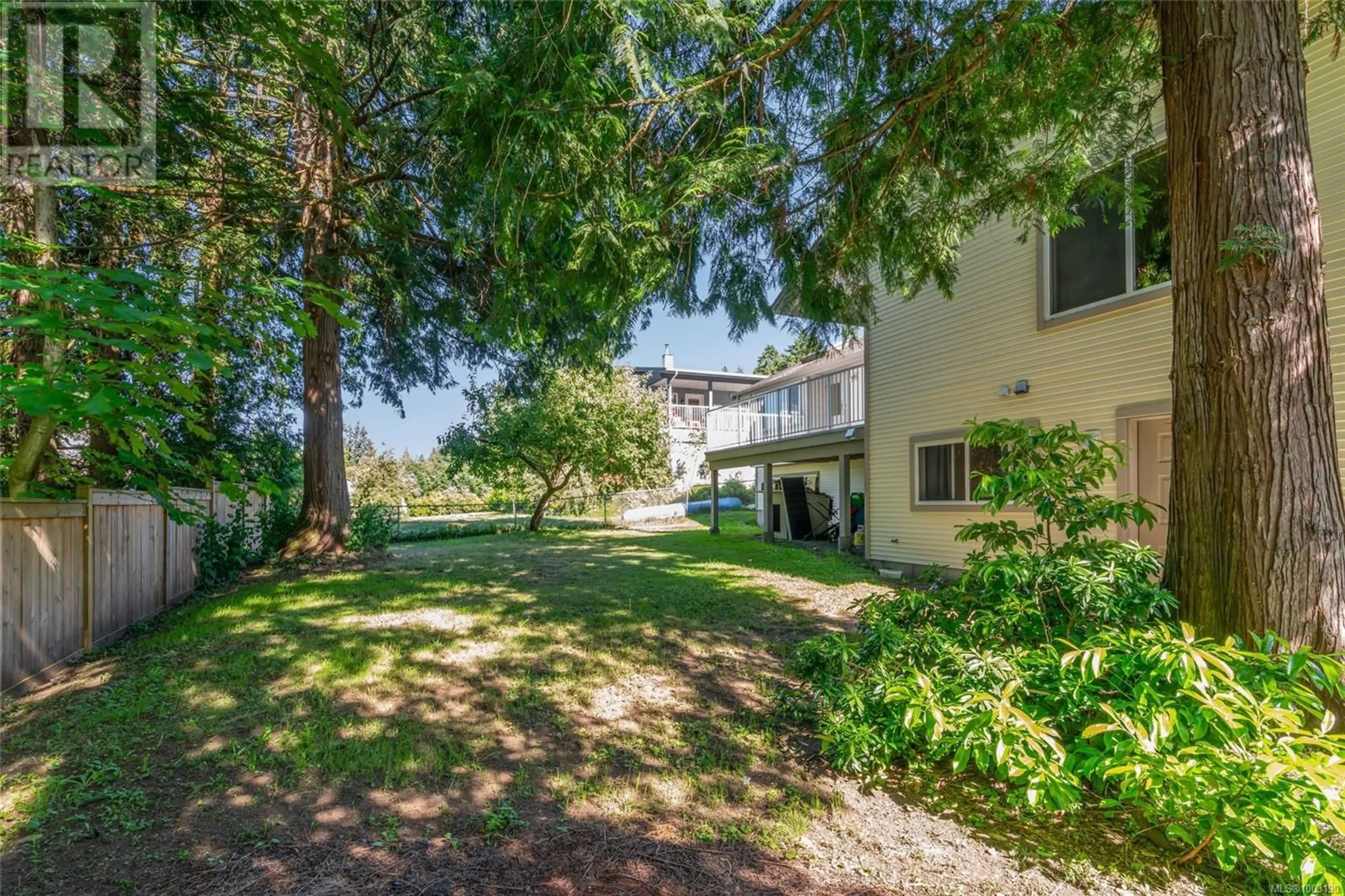 Patio, unknown for 151 VILLAGE WAY, Qualicum Beach British Columbia V9K1L1