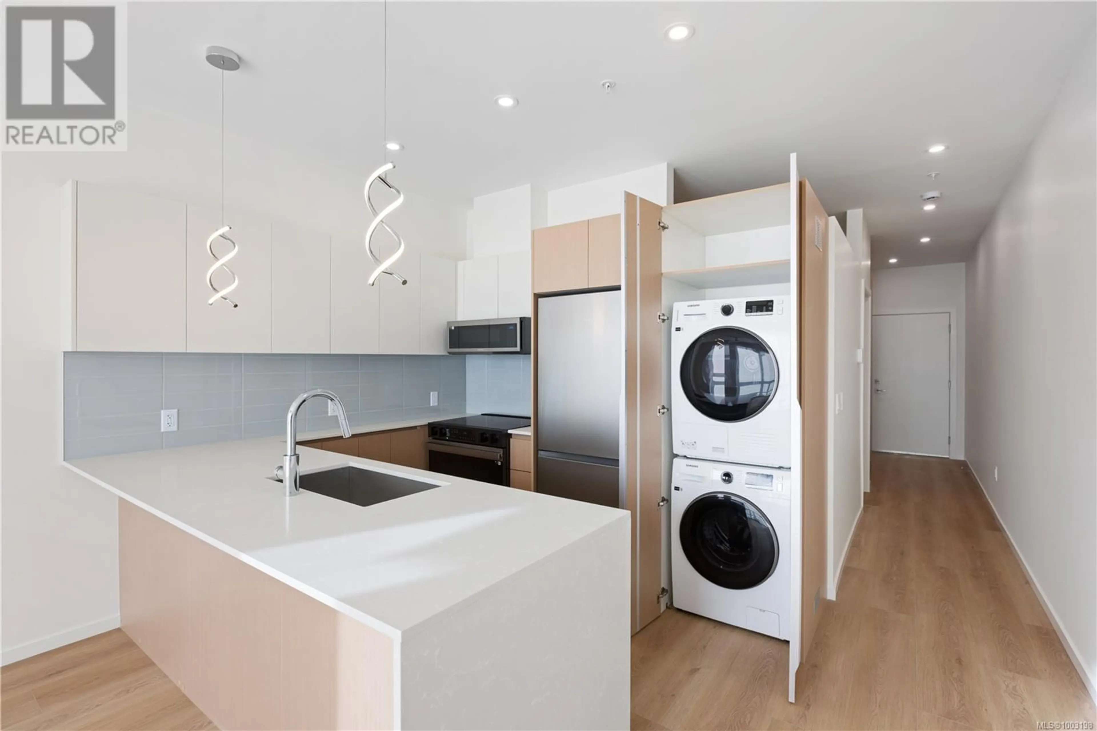 Unknown for 214 - 2374 OAKVILLE AVENUE, Sidney British Columbia V8L1V5