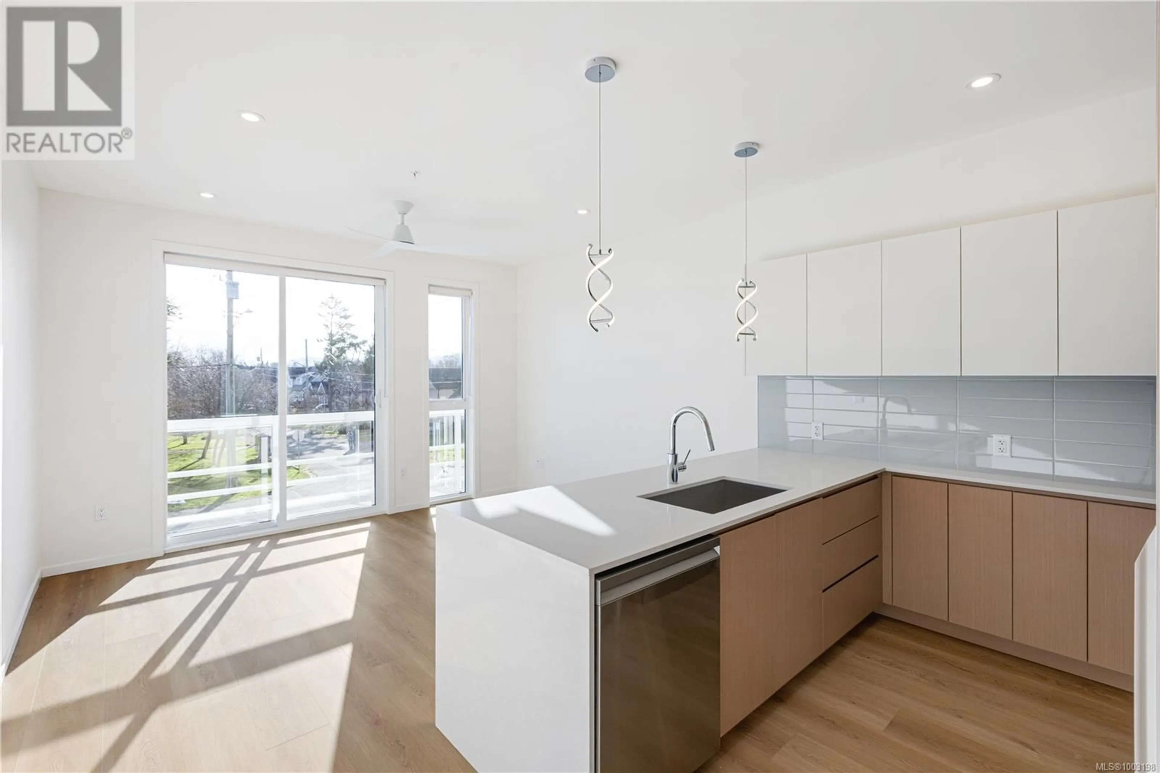 Open concept kitchen, unknown for 214 - 2374 OAKVILLE AVENUE, Sidney British Columbia V8L1V5