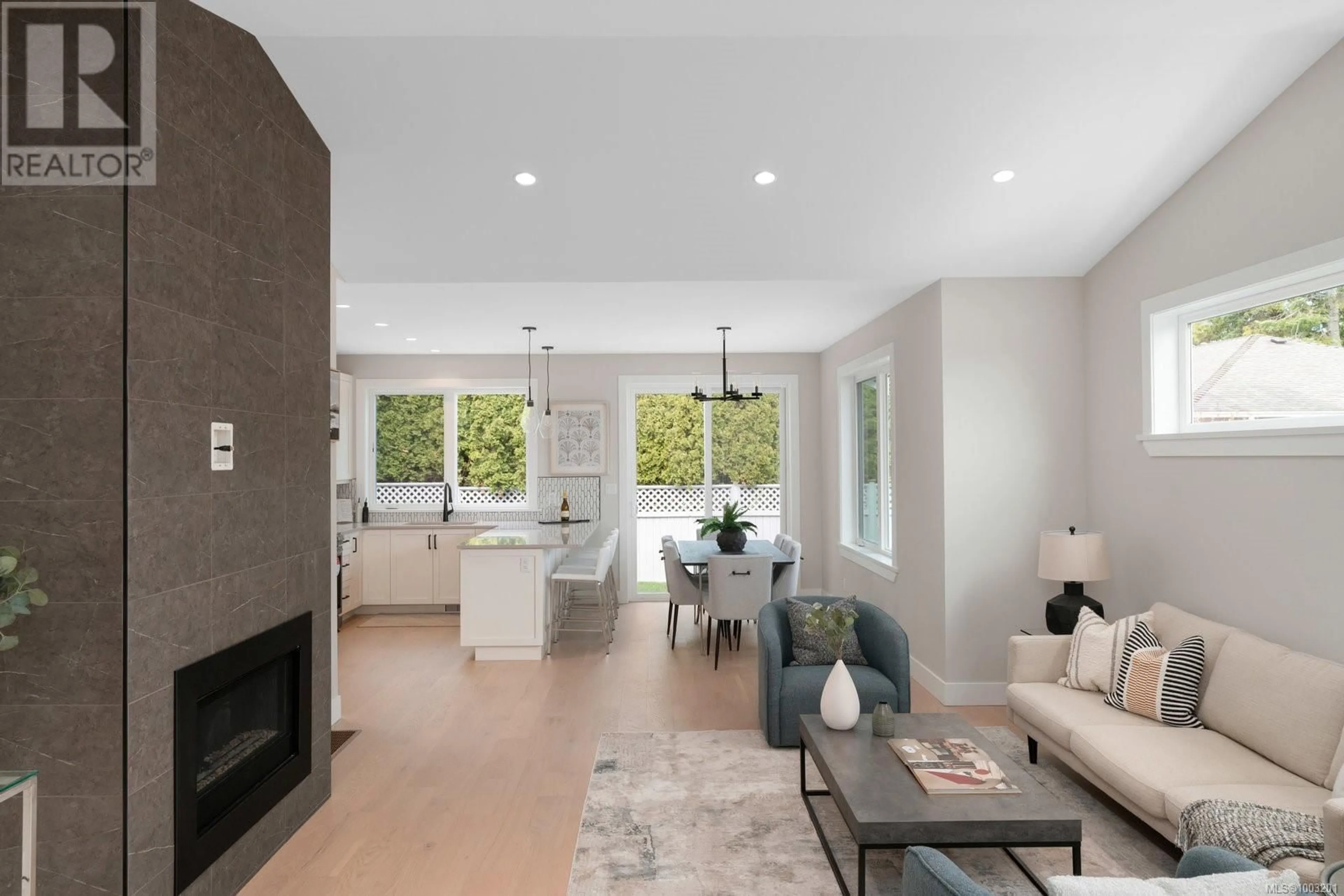 Unknown for 9556 NORTHLAWN TERRACE, Sidney British Columbia V8L1R8