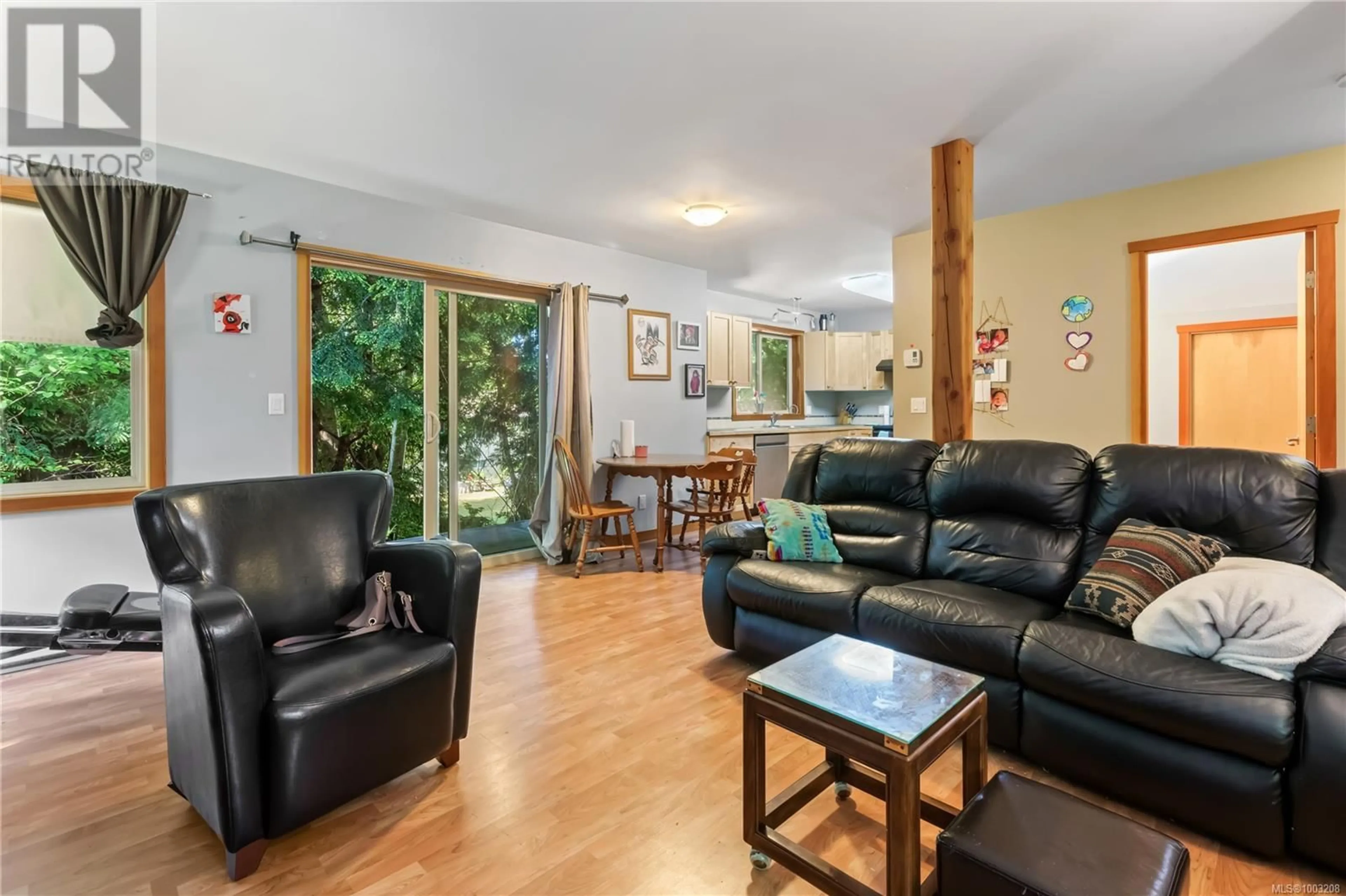 Living room with furniture, unknown for 7 - 1626 HOLLY CRESCENT, Ucluelet British Columbia V0R3A0