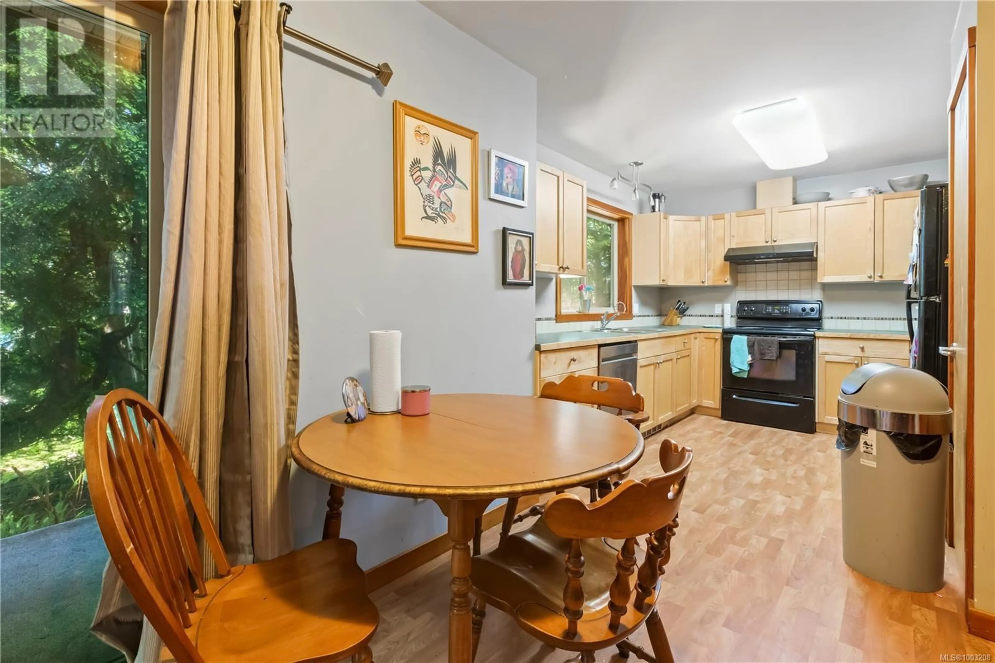 Standard kitchen, unknown for 7 - 1626 HOLLY CRESCENT, Ucluelet British Columbia V0R3A0
