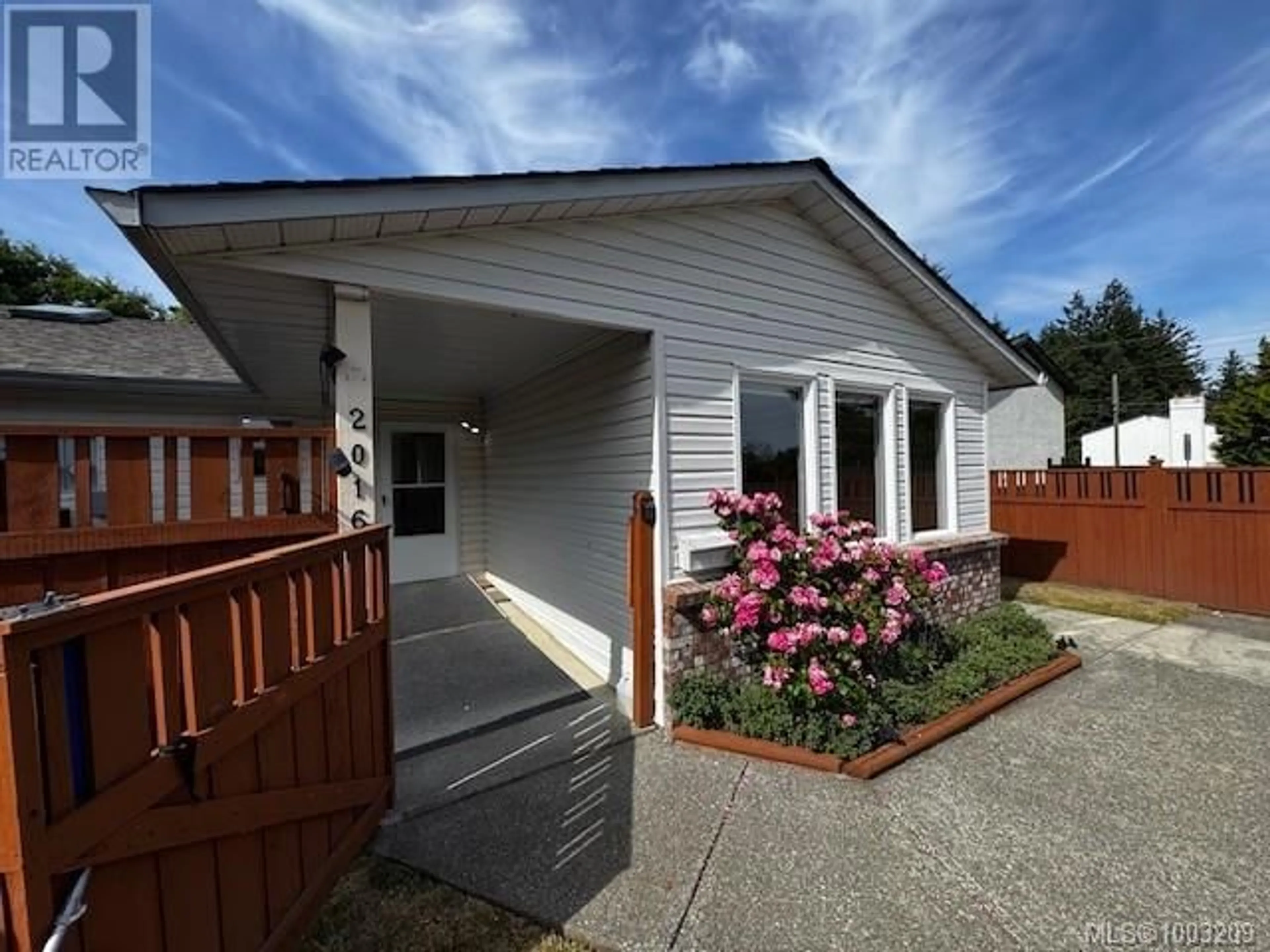 Home with vinyl exterior material, street for A - 2016 BOLT AVENUE, Comox British Columbia V9M1Z8