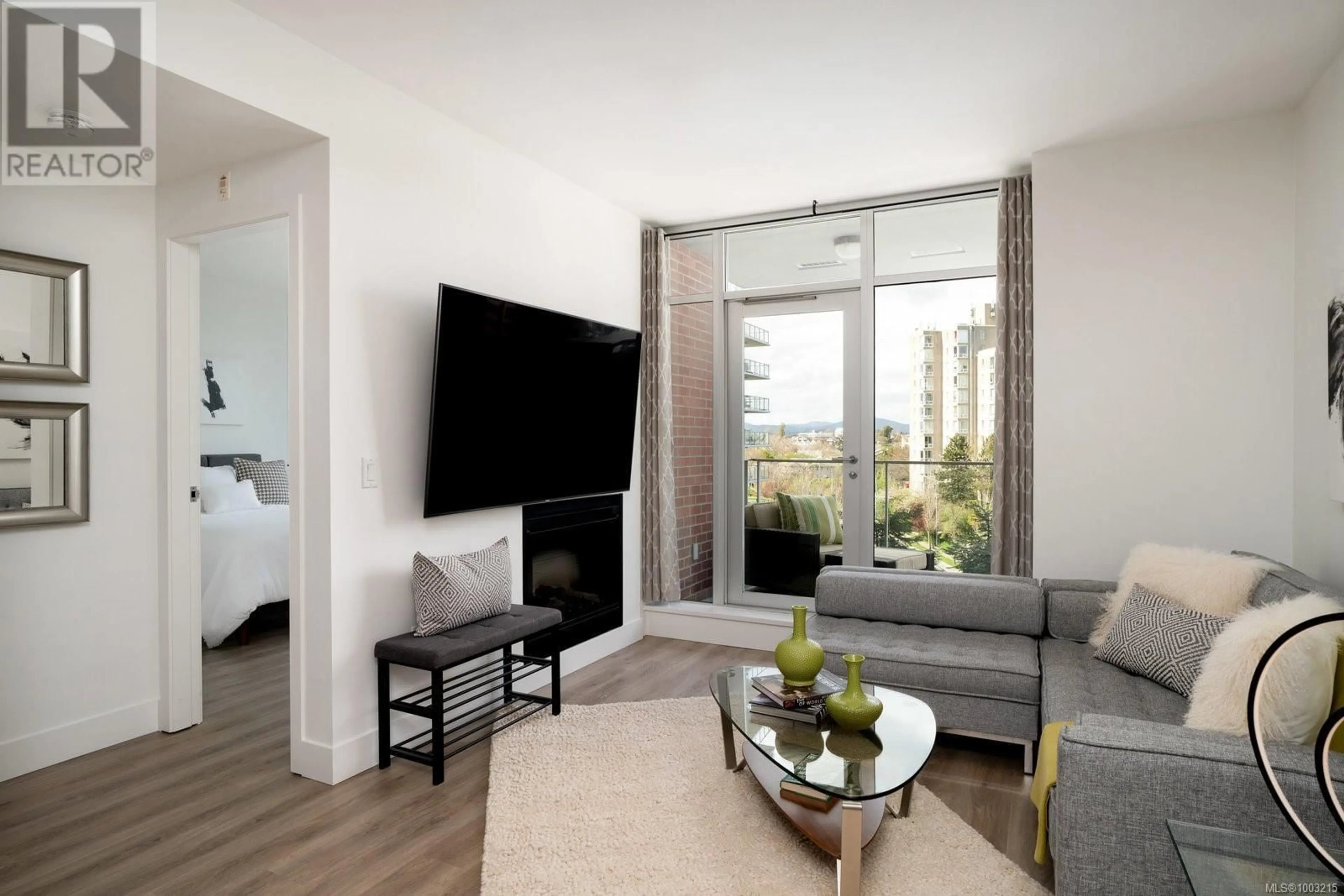 Living room with furniture, unknown for 414 - 100 SAGHALIE ROAD, Victoria British Columbia V9A0A1