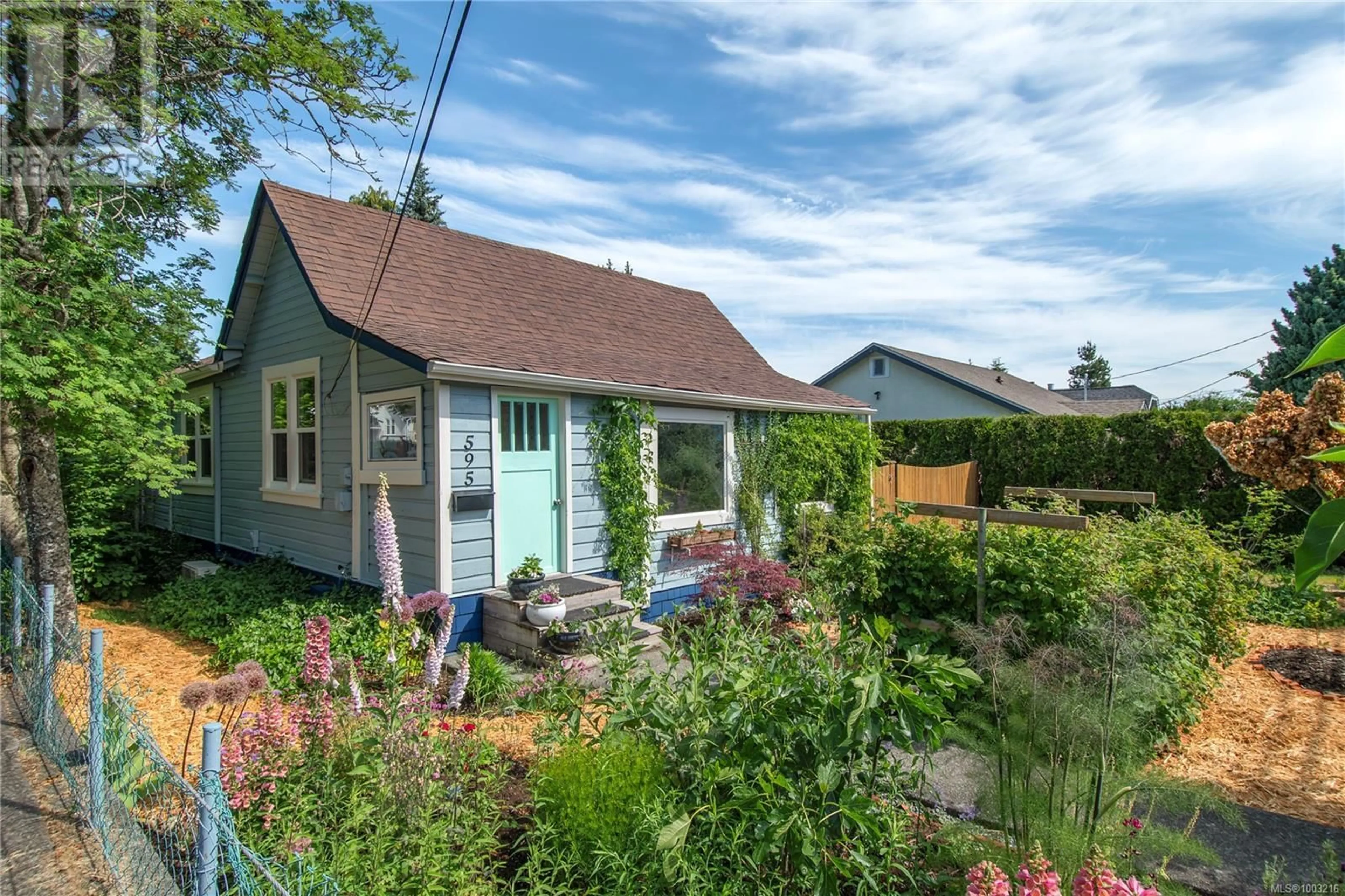 Shed for 595 11TH STREET, Courtenay British Columbia V9N1S7