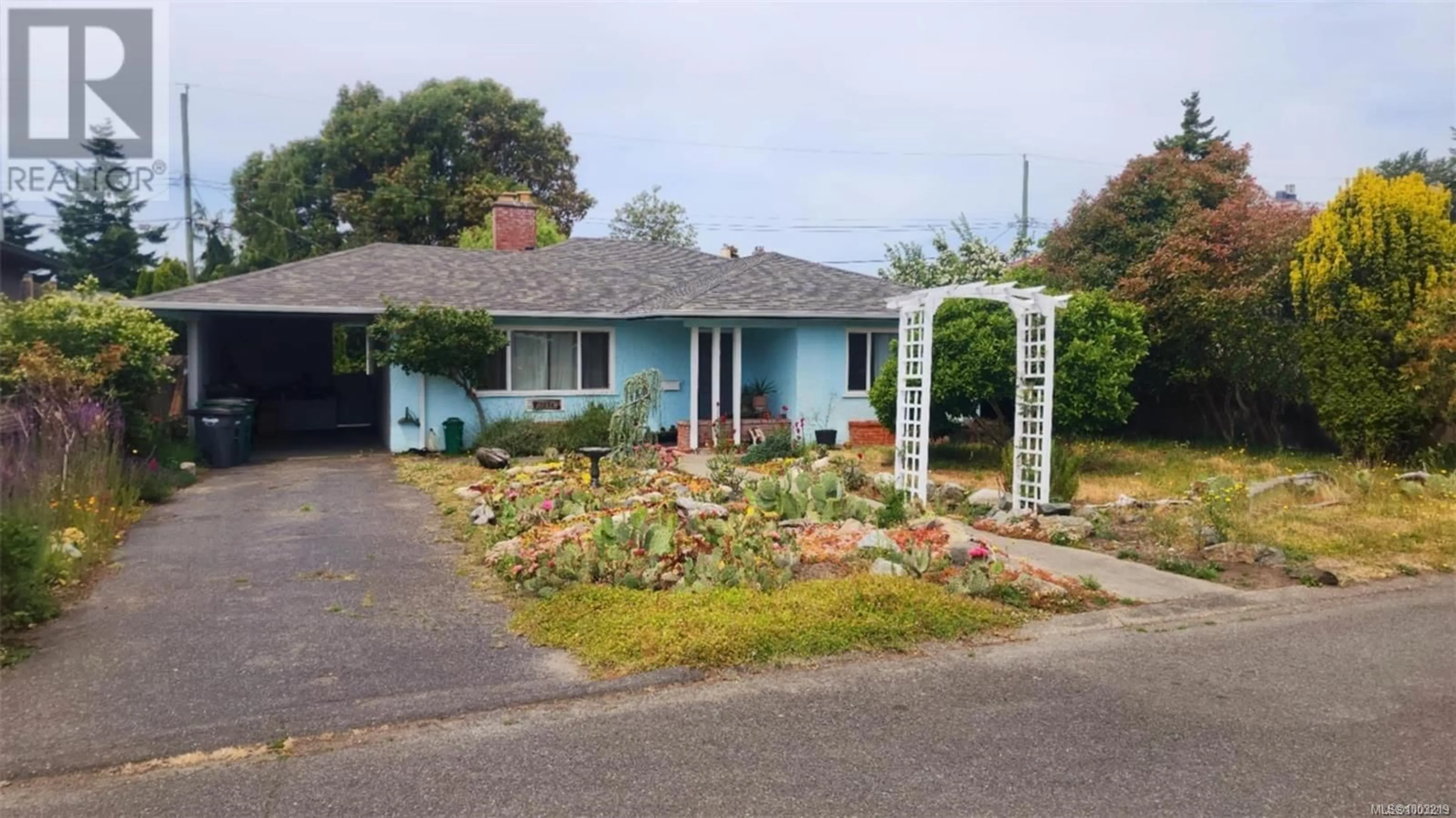 Unknown for 3228 SERVICE STREET, Saanich British Columbia V8P4M7