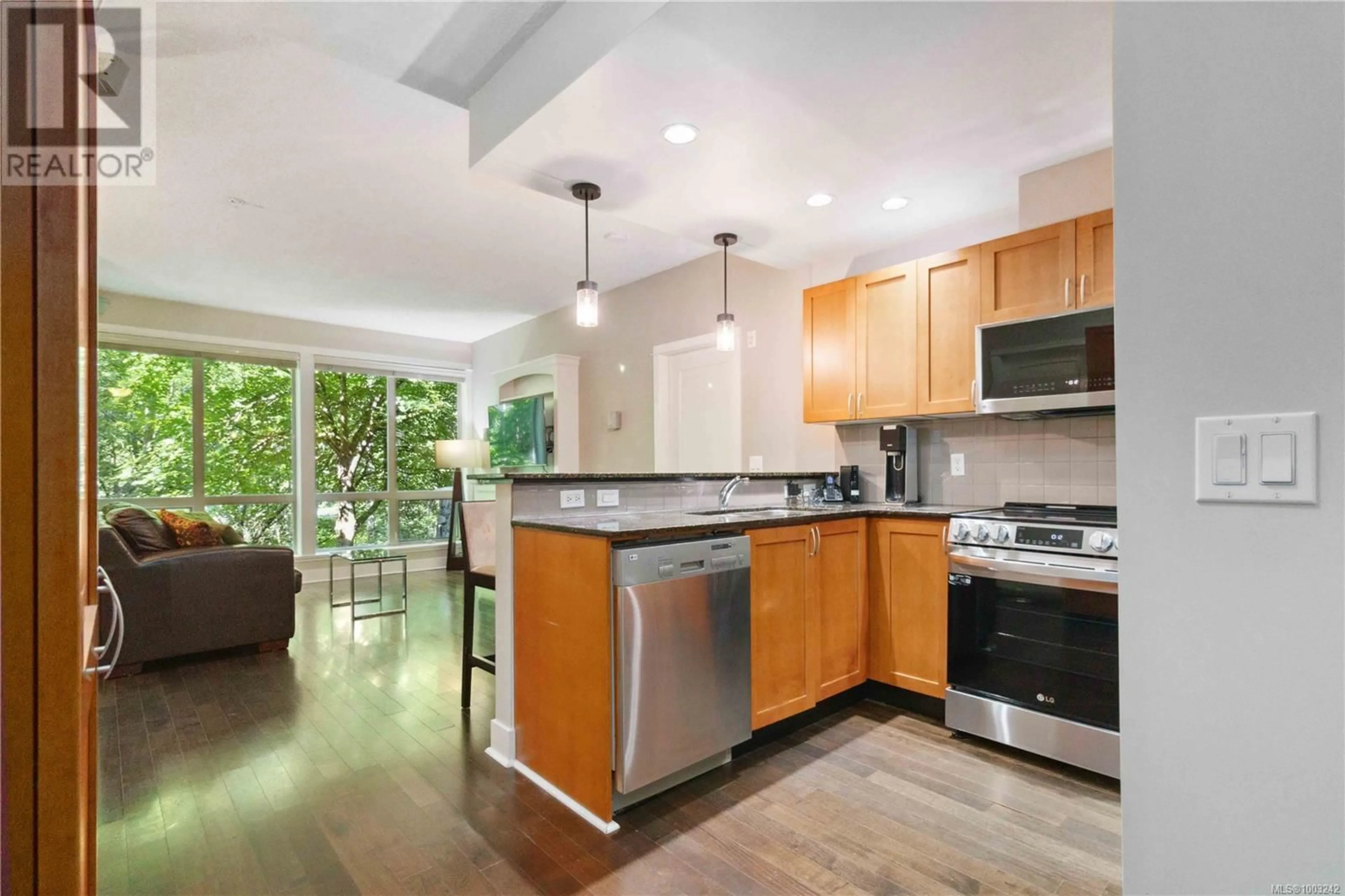 Open concept kitchen, unknown for 106 - 635 BROOKSIDE ROAD, Colwood British Columbia V9C0C3