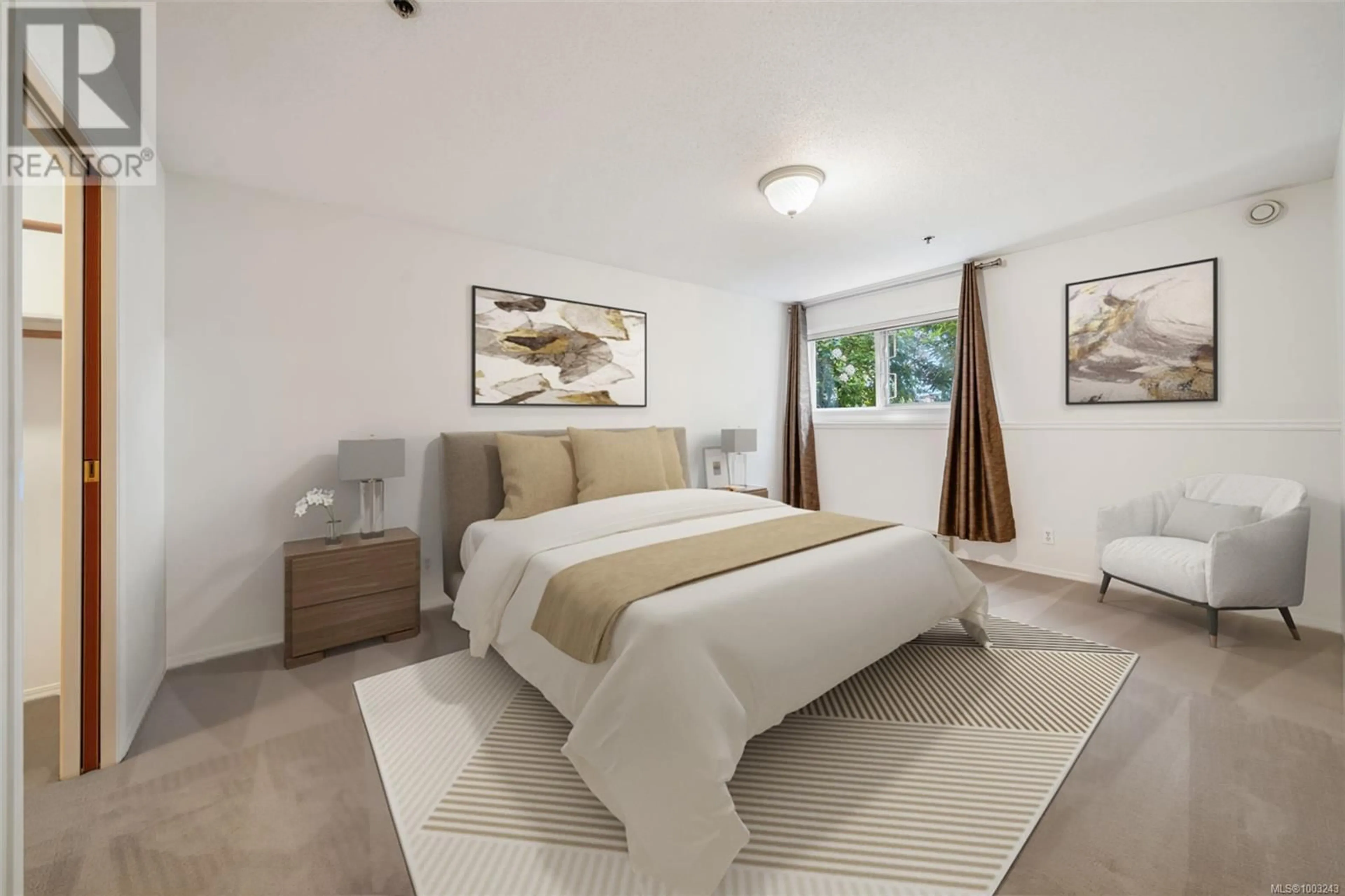 Bedroom with bed, unknown for 104 - 3009 BRITTANY DRIVE, Langford British Columbia V9B5P8