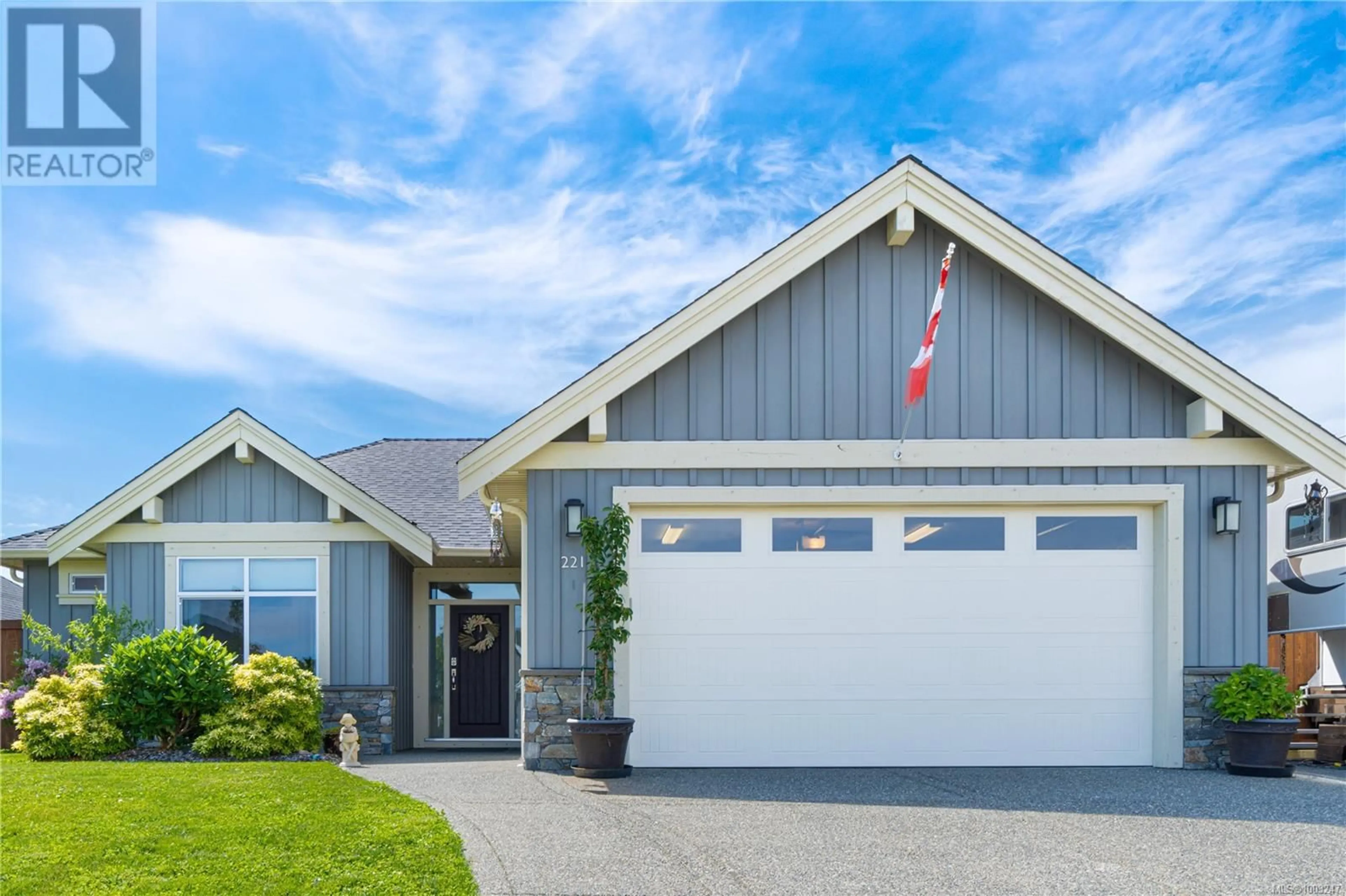 Home with vinyl exterior material, street for 221 BRAMBLE STREET, Parksville British Columbia V9P0E6