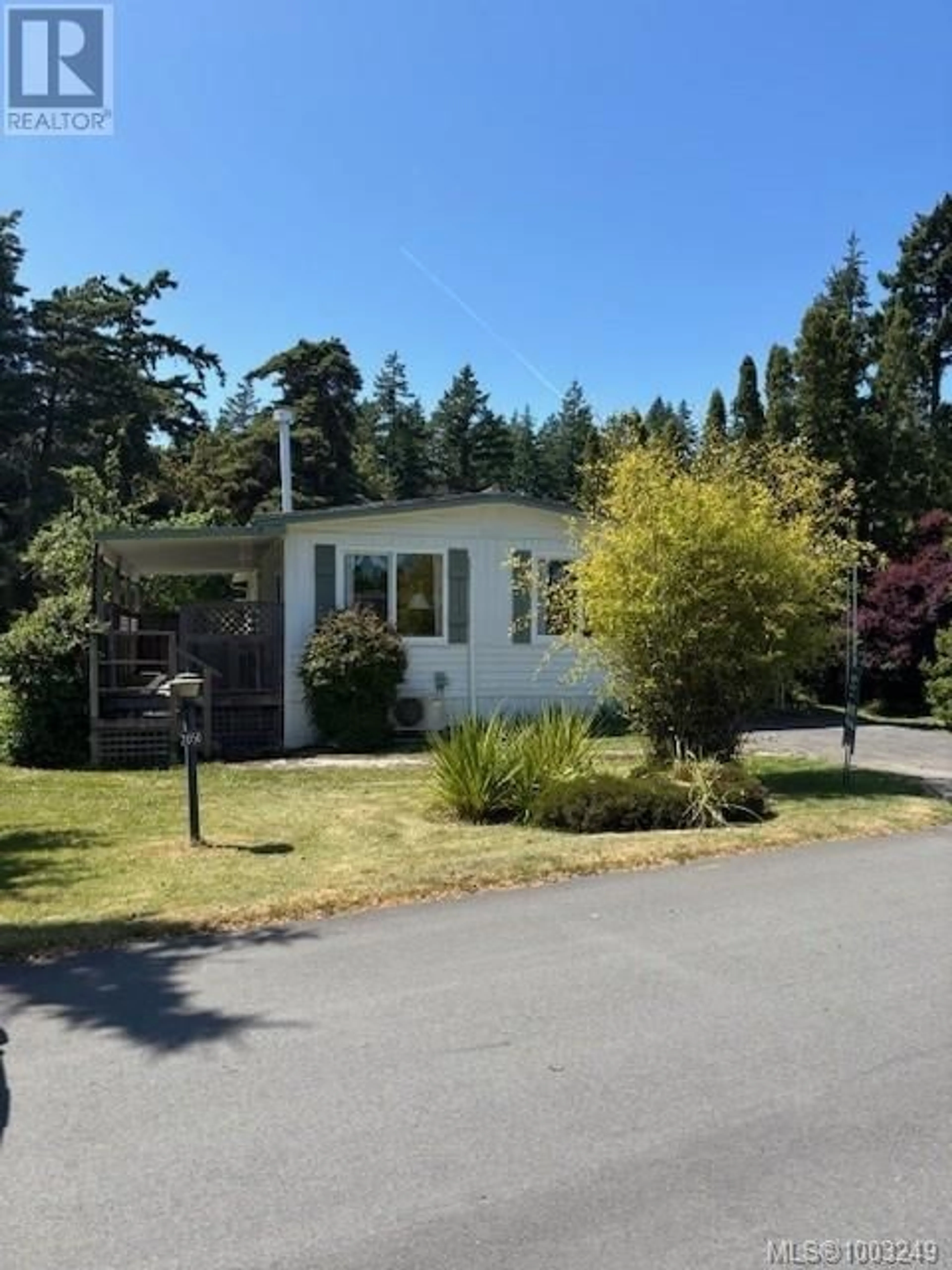 Home with vinyl exterior material, street for 2050 - 135 BRINKWORTHY ROAD, Salt Spring British Columbia V8K1S2