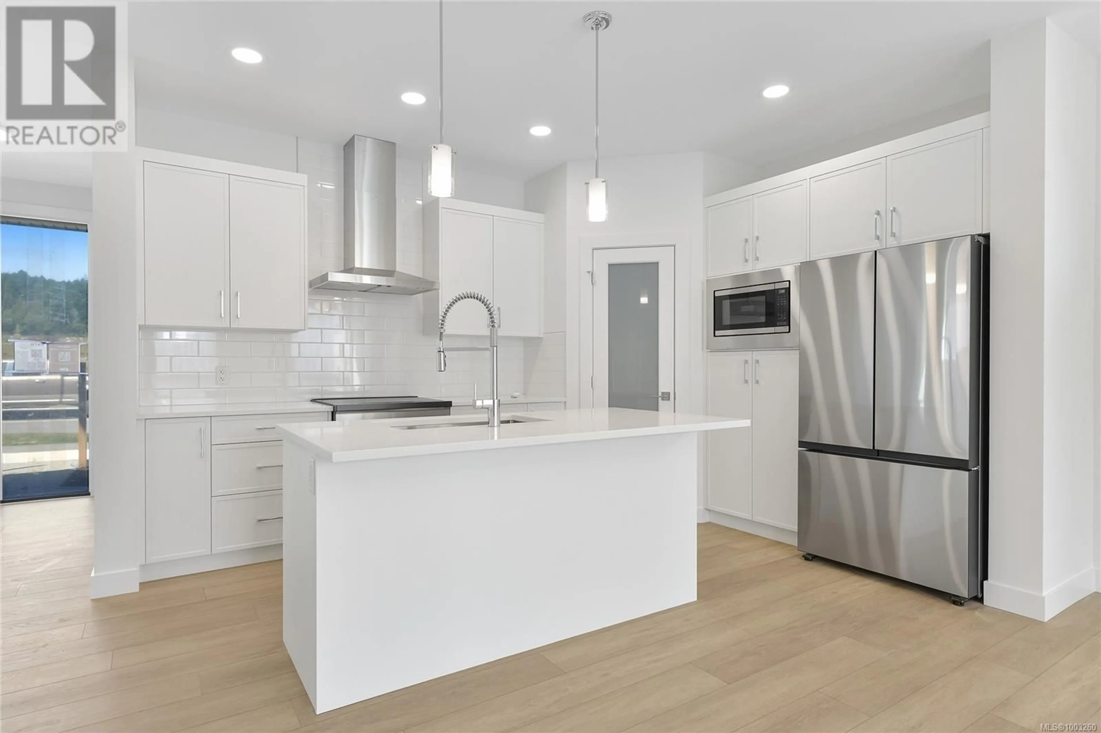 Open concept kitchen, unknown for 3597 QUARRY STREET, Colwood British Columbia V9C0S4