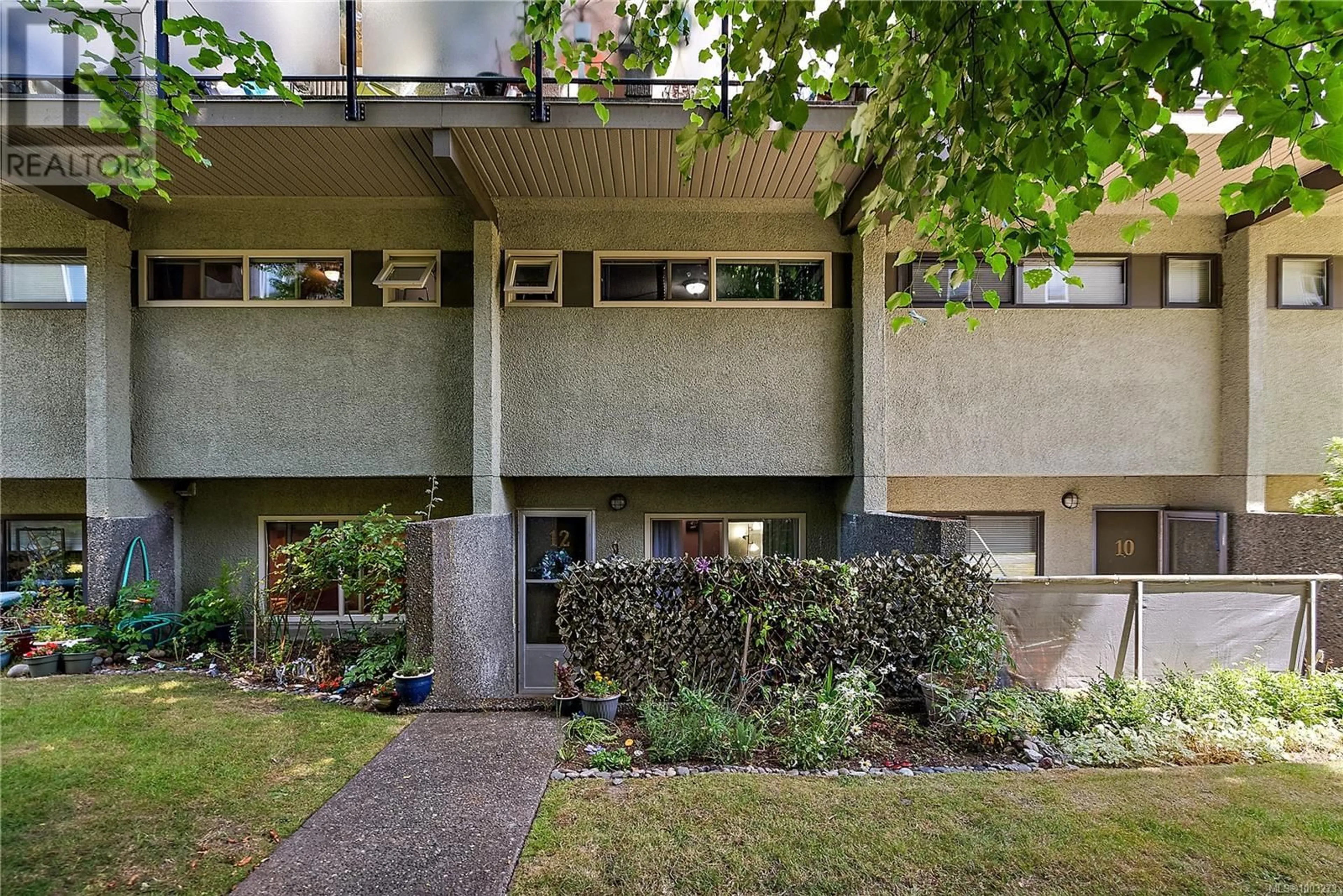 Unknown for 12 - 477 LAMPSON STREET, Esquimalt British Columbia V9A5Z4