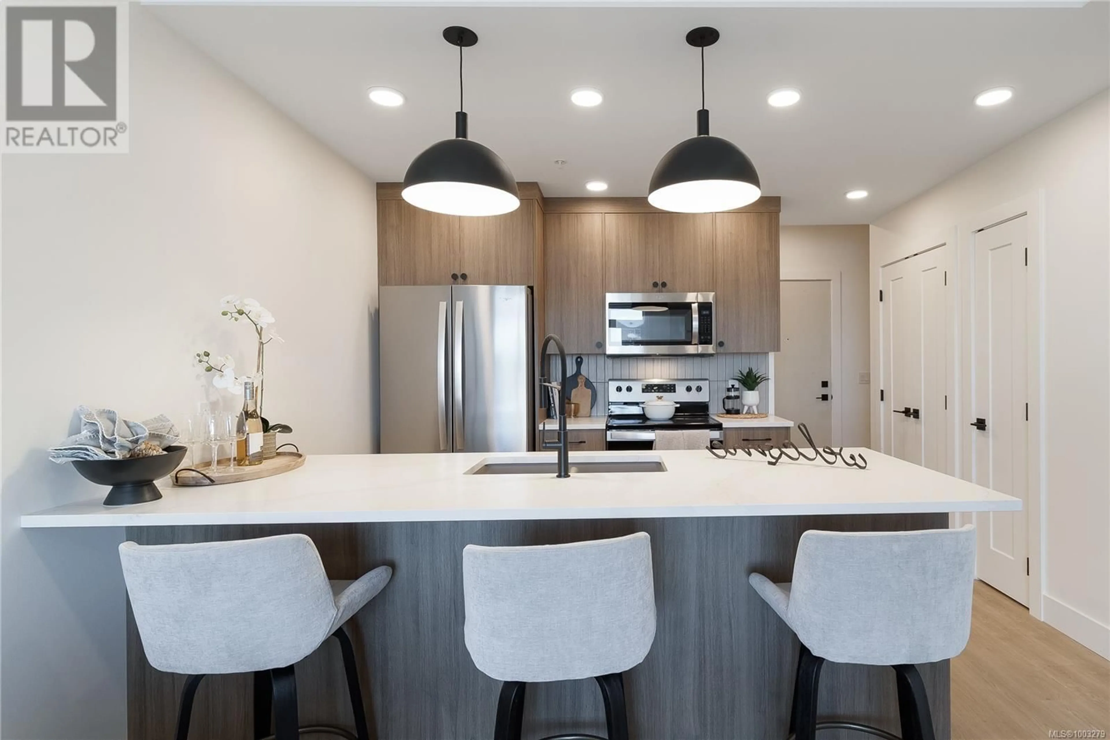 Open concept kitchen, unknown for 102 - 201 DOGWOOD DRIVE, Ladysmith British Columbia V9G0C3