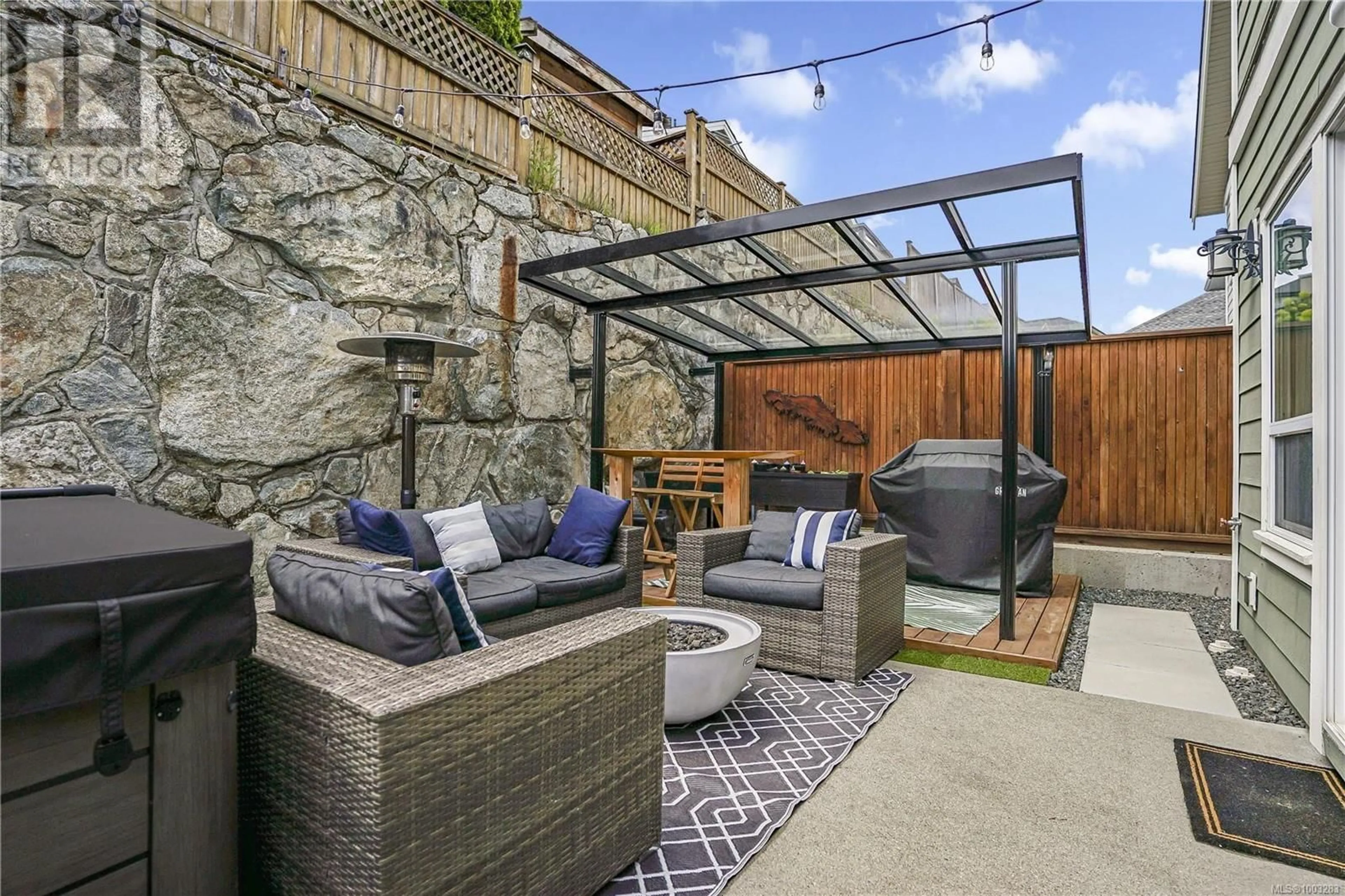 Patio, street for 2919 BURLINGTON CRESCENT, Langford British Columbia V9B0K6