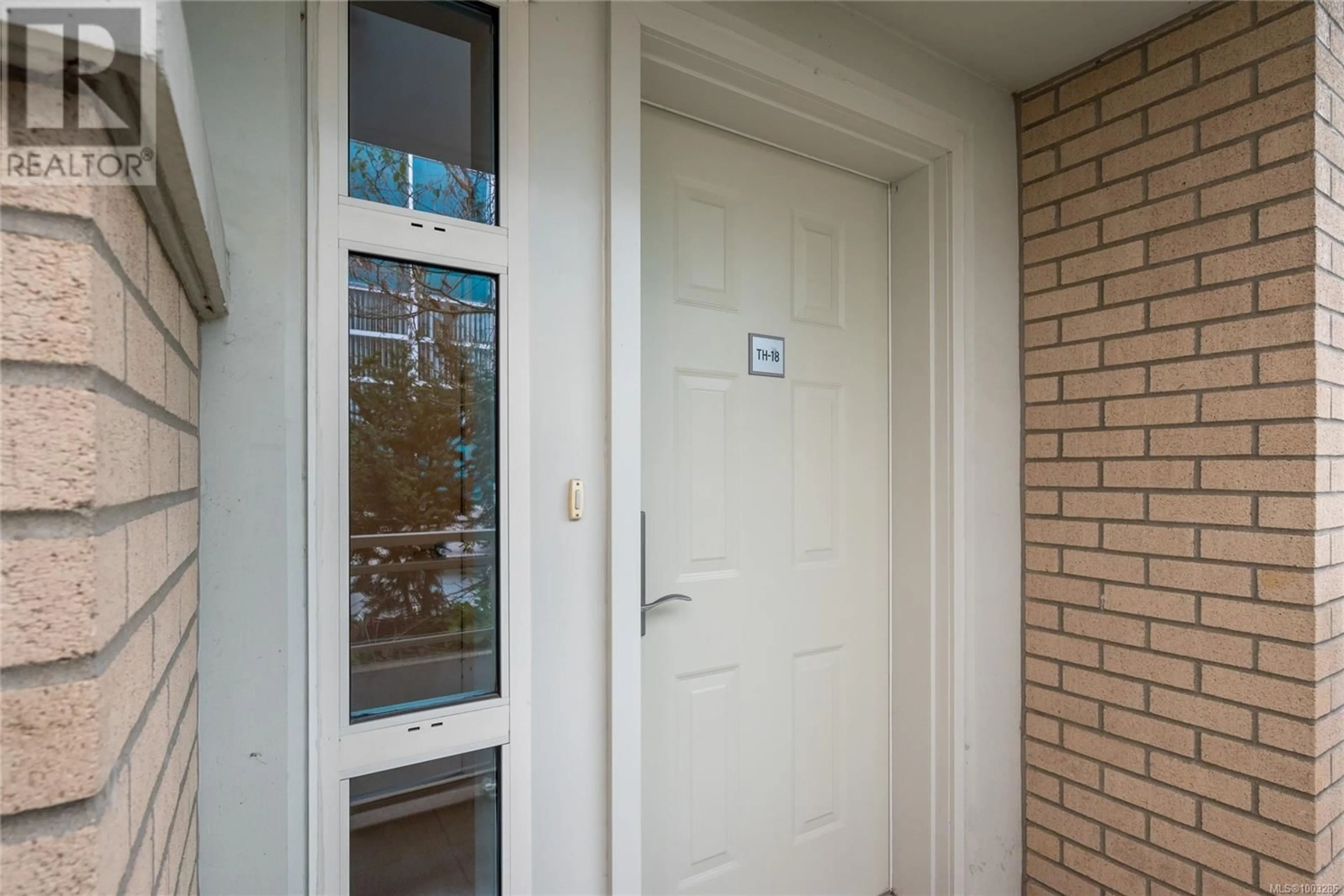 Unknown for TH18 - 38 FRONT STREET, Nanaimo British Columbia V9R0B9