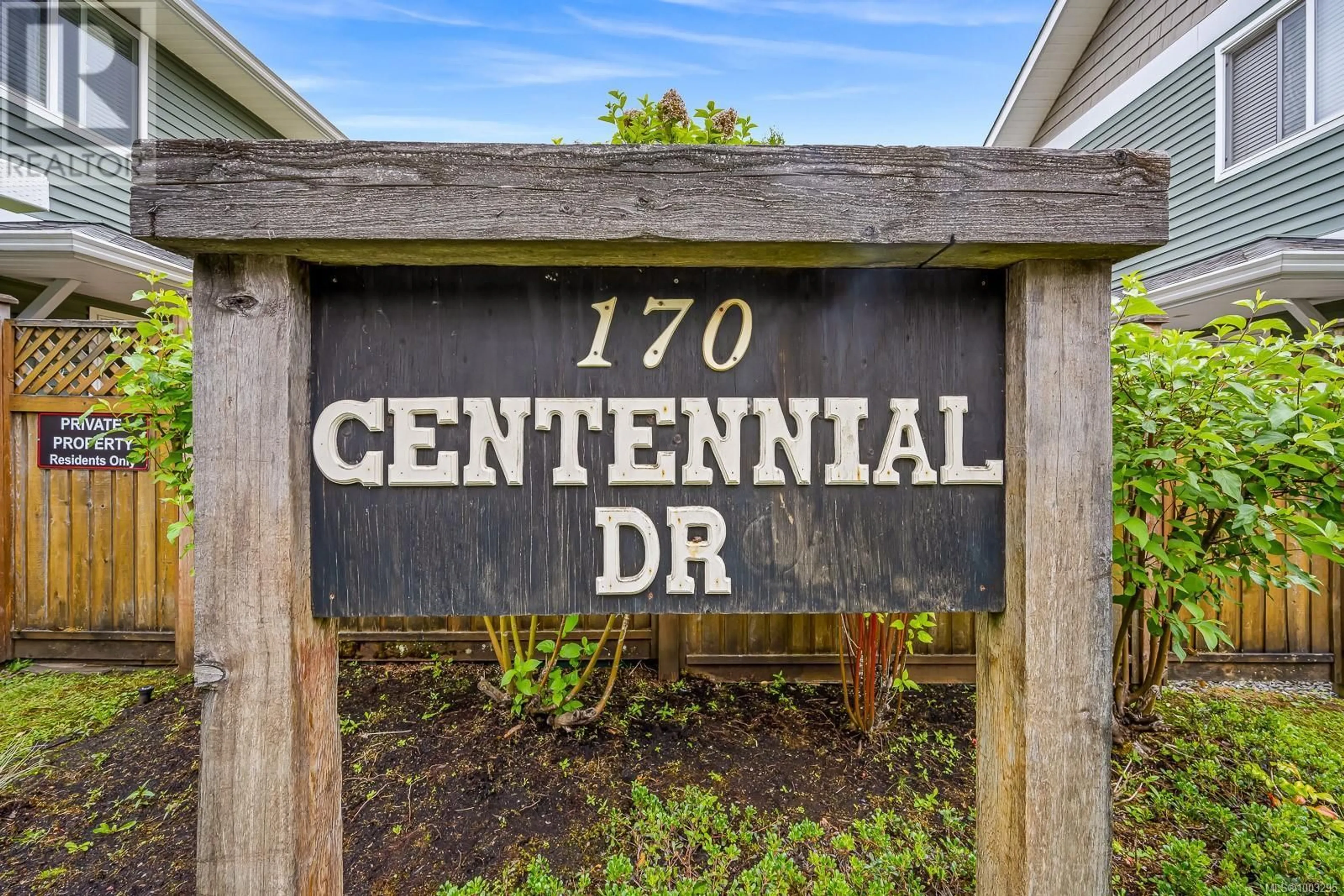 Indoor entryway for 104 - 170 CENTENNIAL DRIVE, Courtenay British Columbia V9N9V7