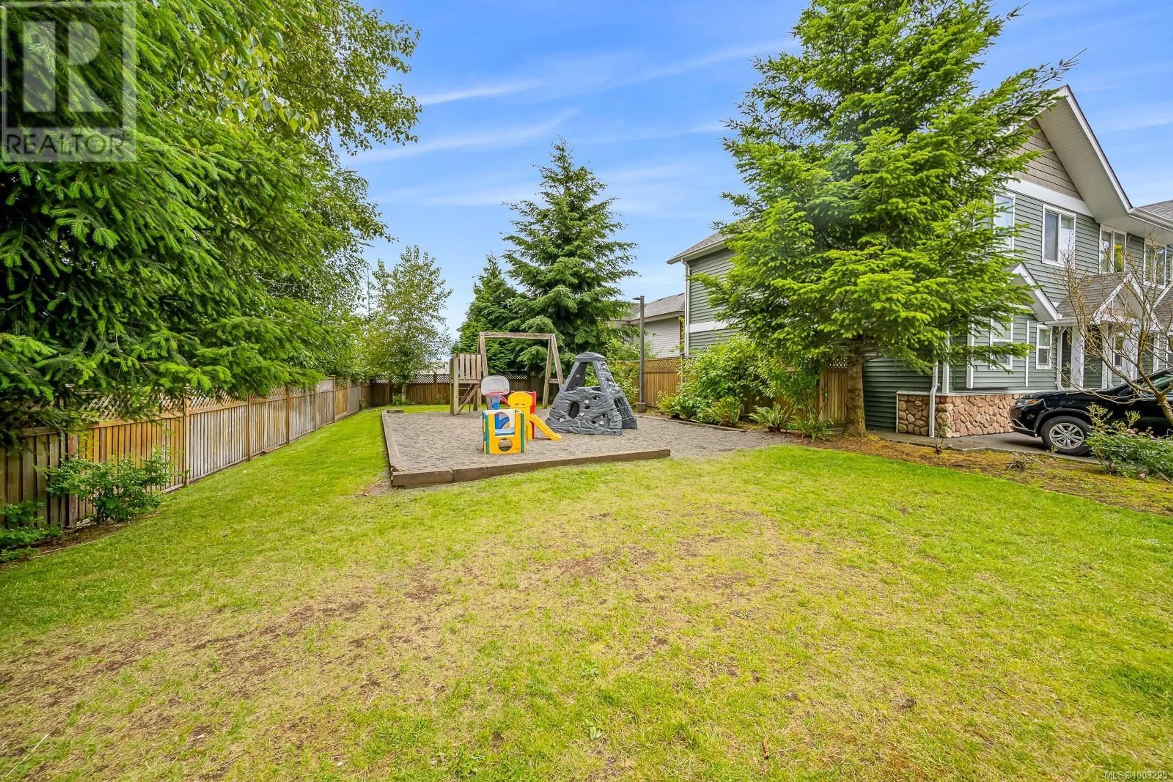Unknown for 104 - 170 CENTENNIAL DRIVE, Courtenay British Columbia V9N9V7