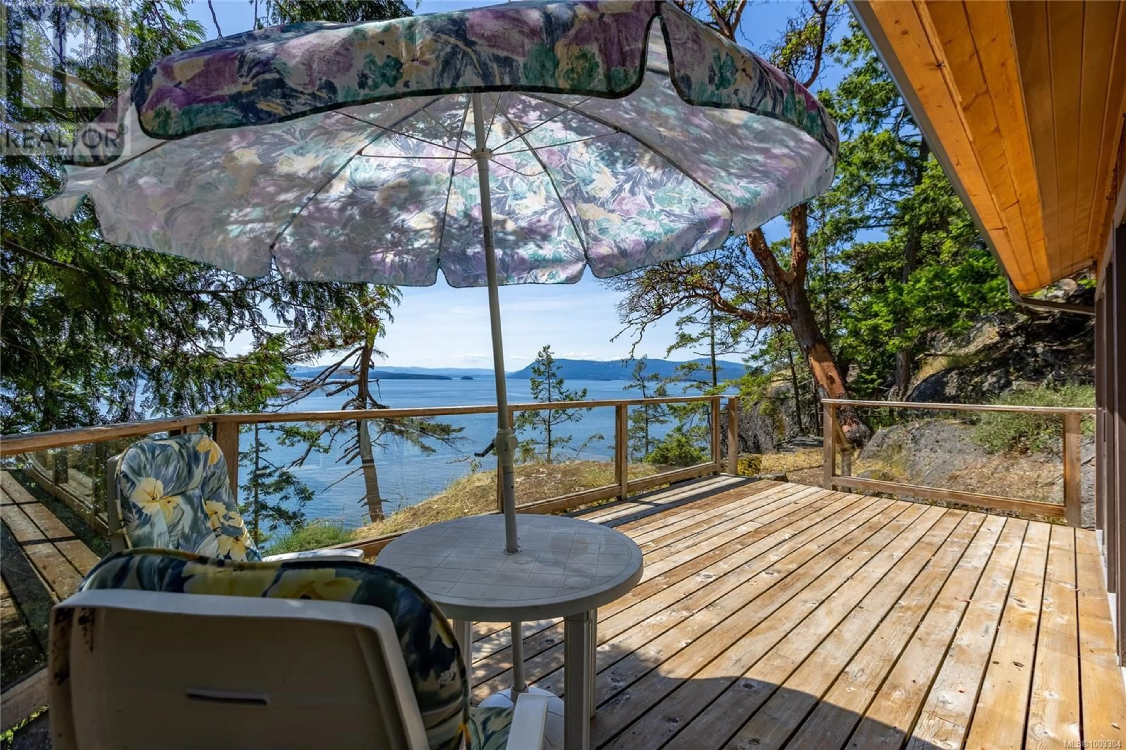 Patio, water/lake/river/ocean view for 3803 CUTLASS COURT, Pender Island British Columbia V0N2M2
