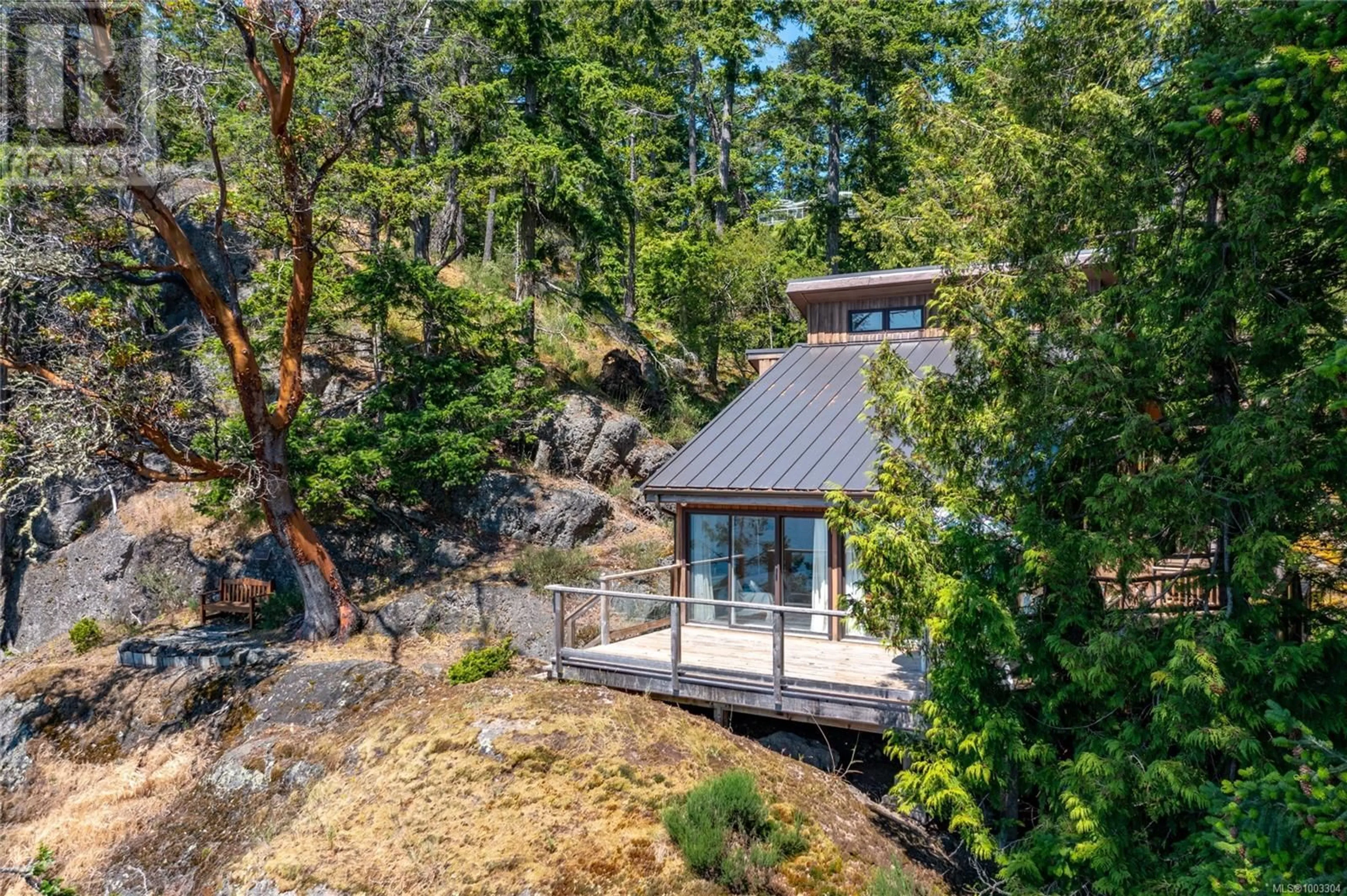 A pic from outside/outdoor area/front of a property/back of a property/a pic from drone, unknown for 3803 CUTLASS COURT, Pender Island British Columbia V0N2M2